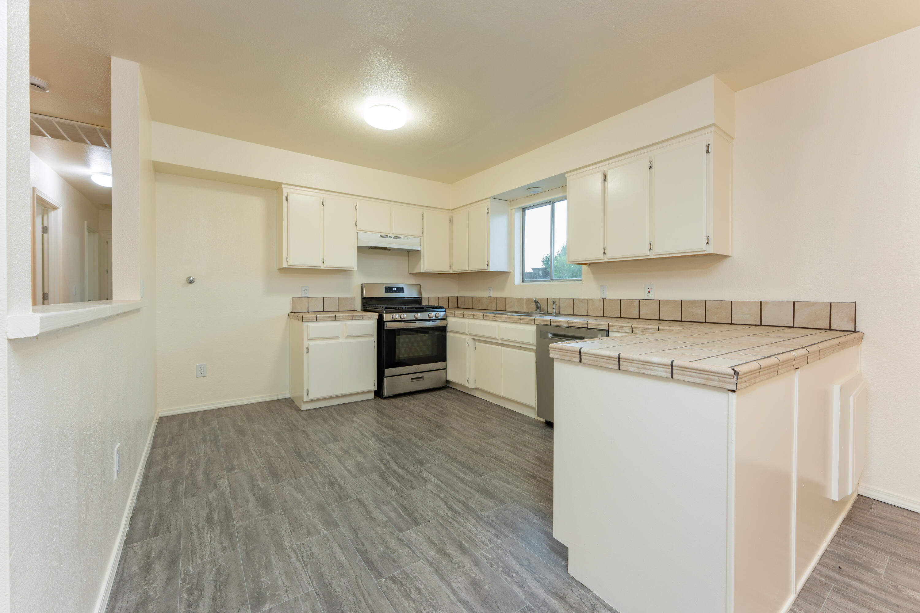 22284 Avenue 154, Porterville, CA 93257