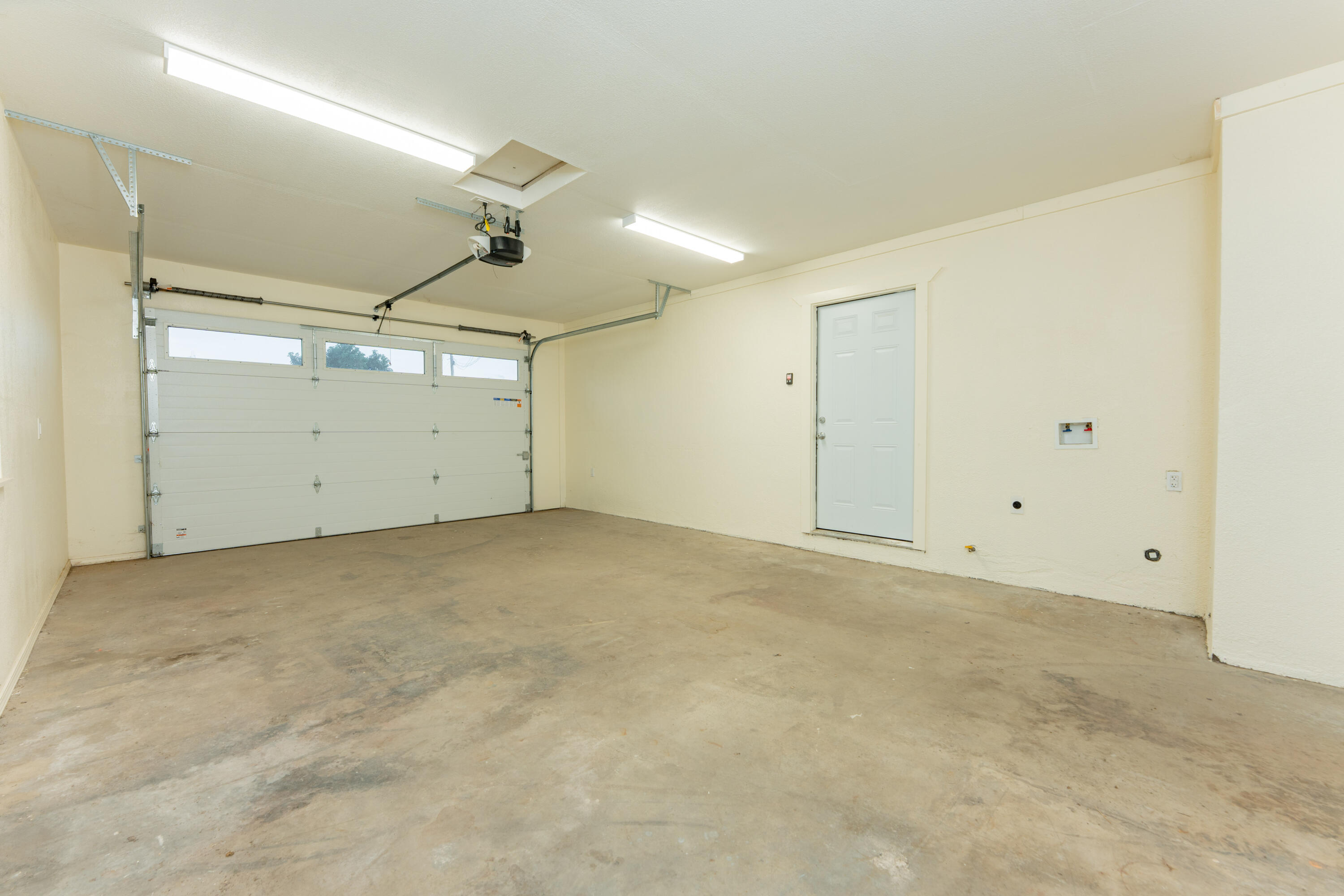 22284 Avenue 154, Porterville, CA 93257
