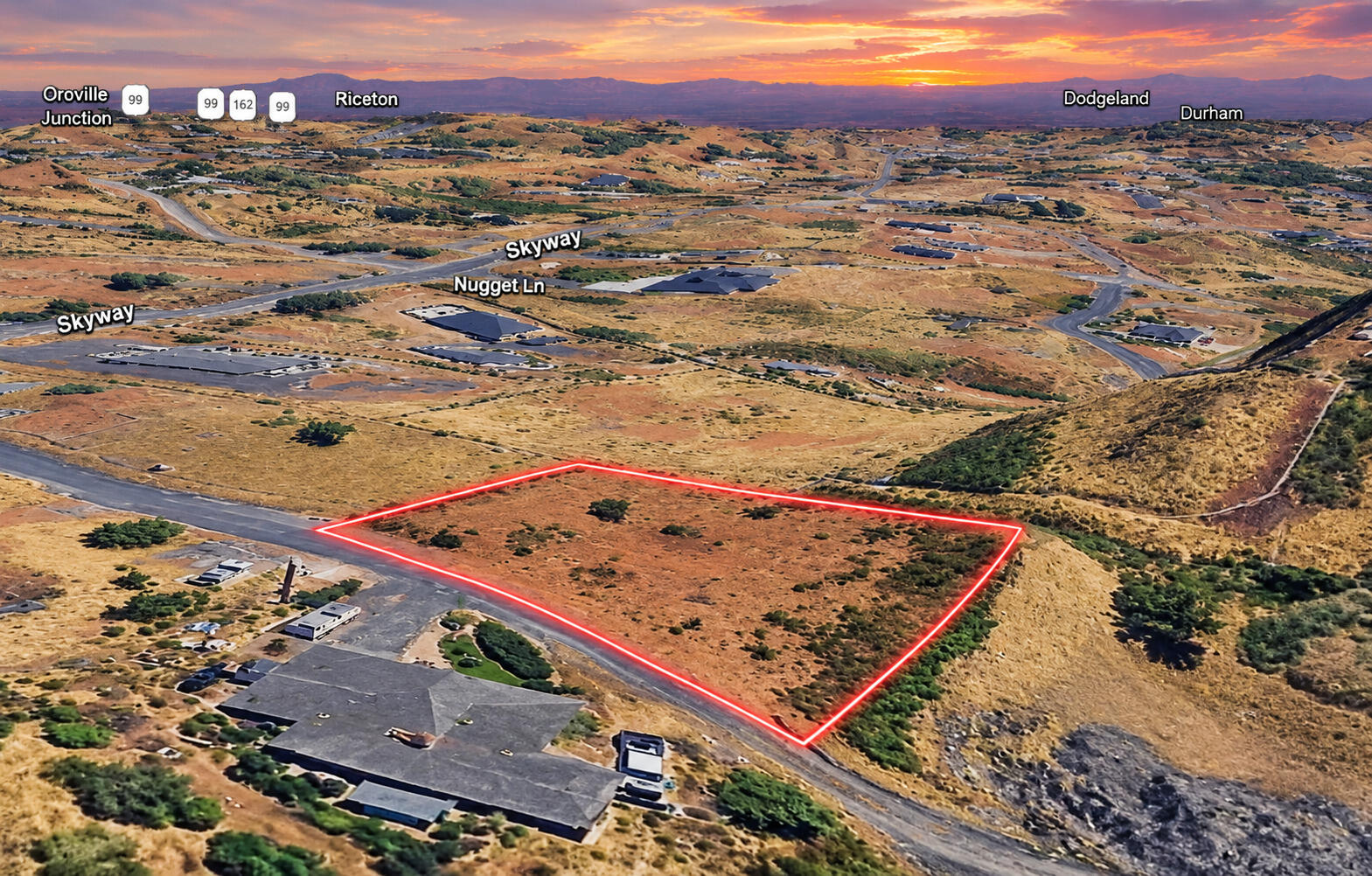 8741 Nugget Ln, Paradise, CA 95969