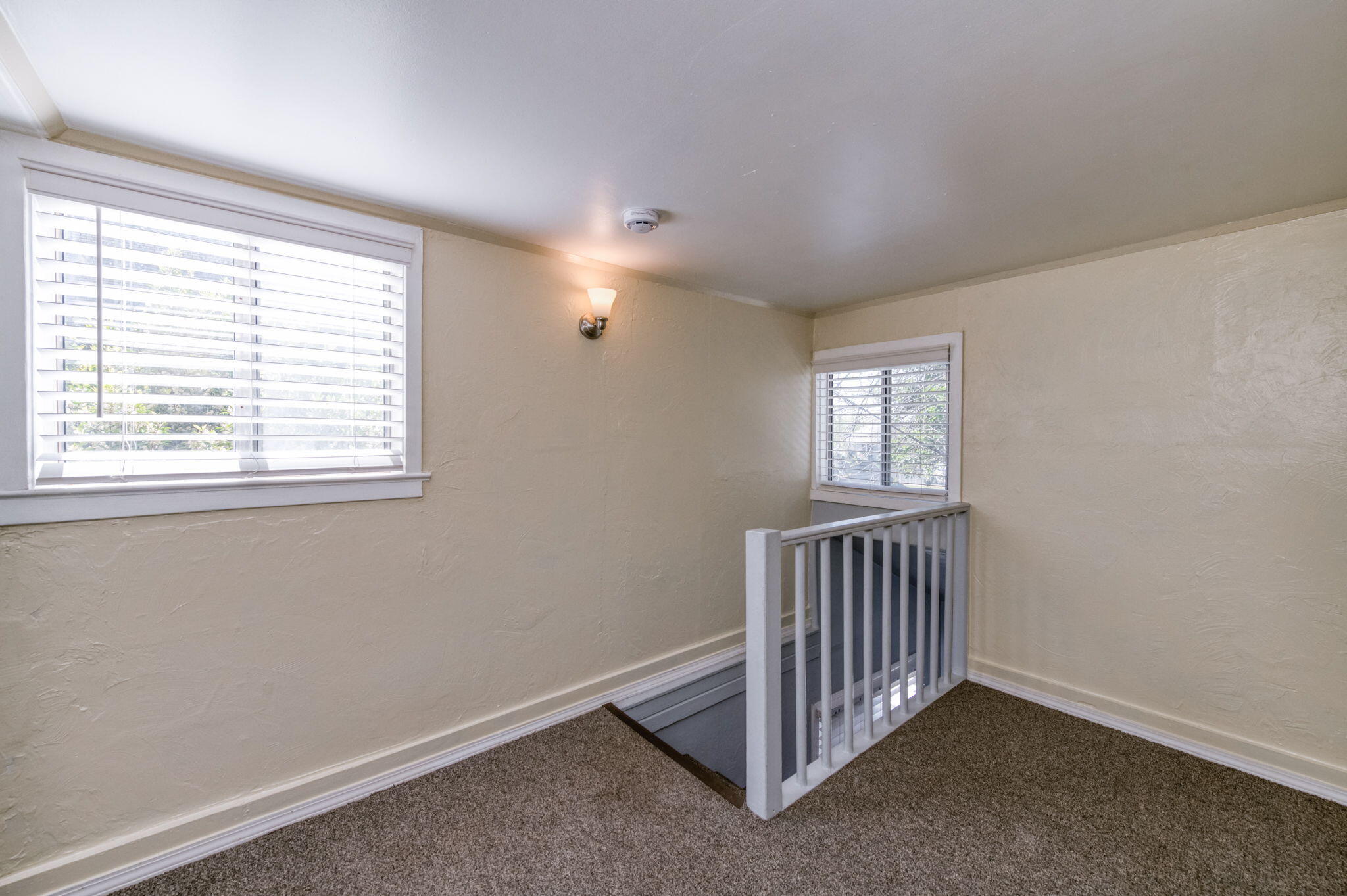 340 N K St, Dinuba, CA 93618