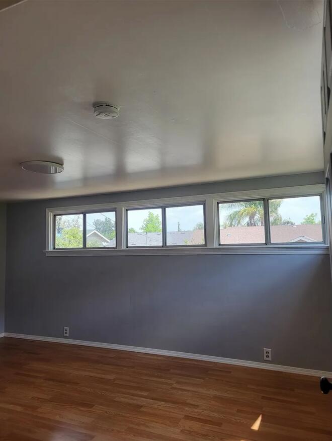 340 N K St, Dinuba, CA 93618