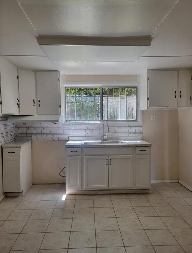 340 N K St, Dinuba, CA 93618