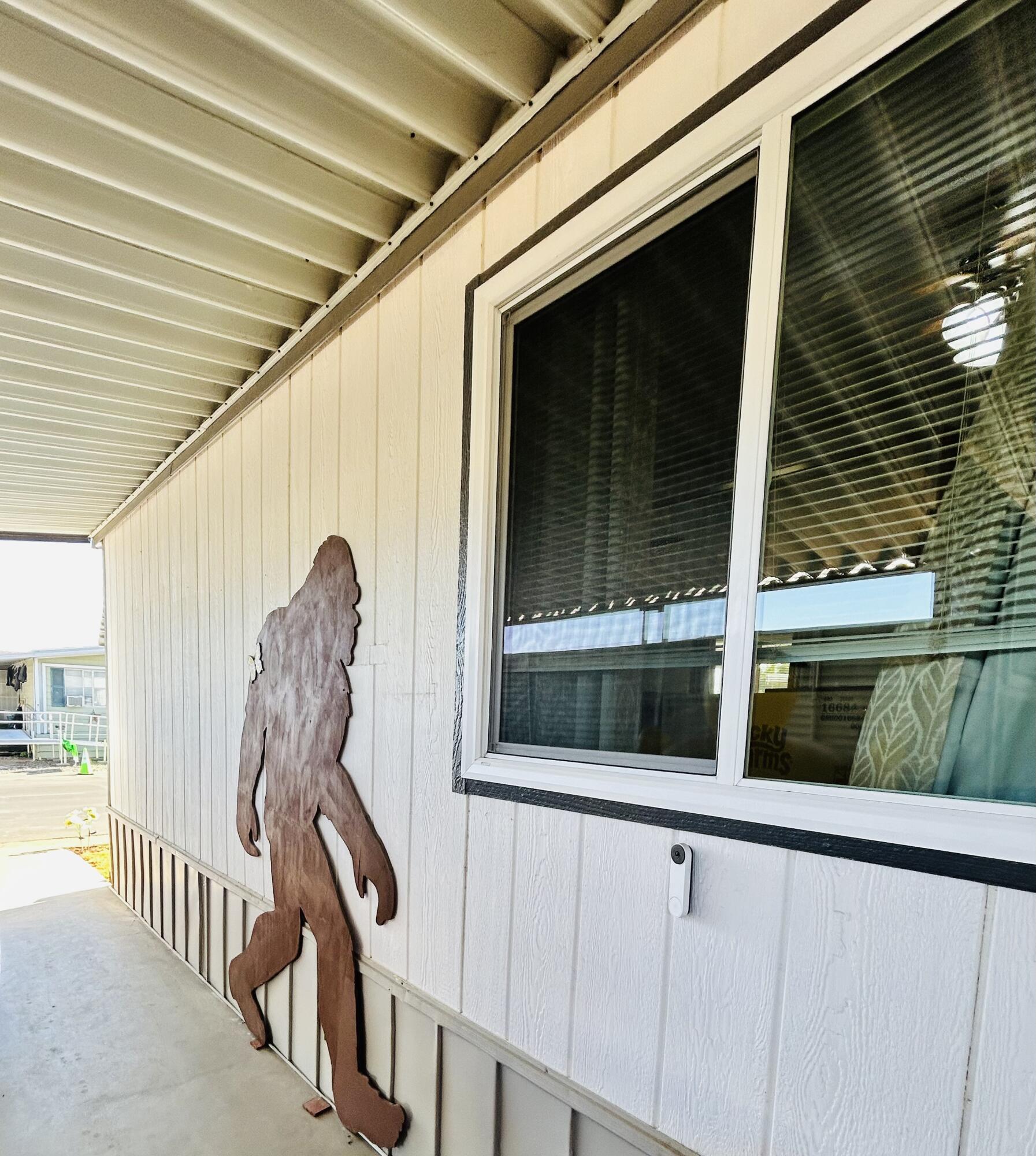 314 N Albert Ave #105, Exeter, CA 93221