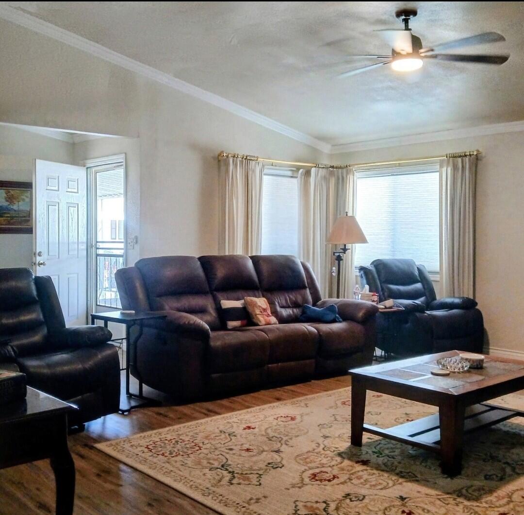 2459 N Oaks St #136, Tulare, CA 93274