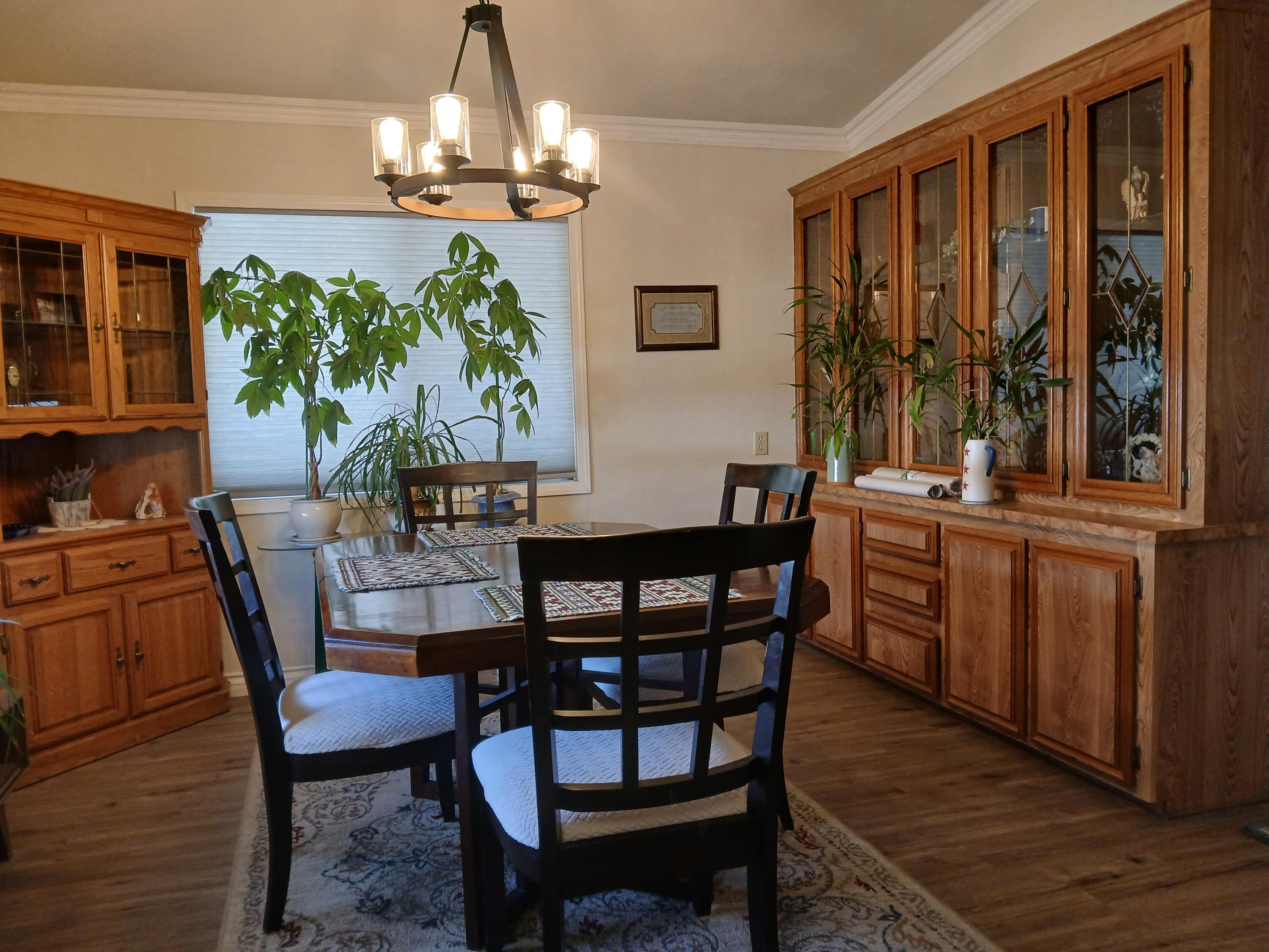 2459 N Oaks St #136, Tulare, CA 93274
