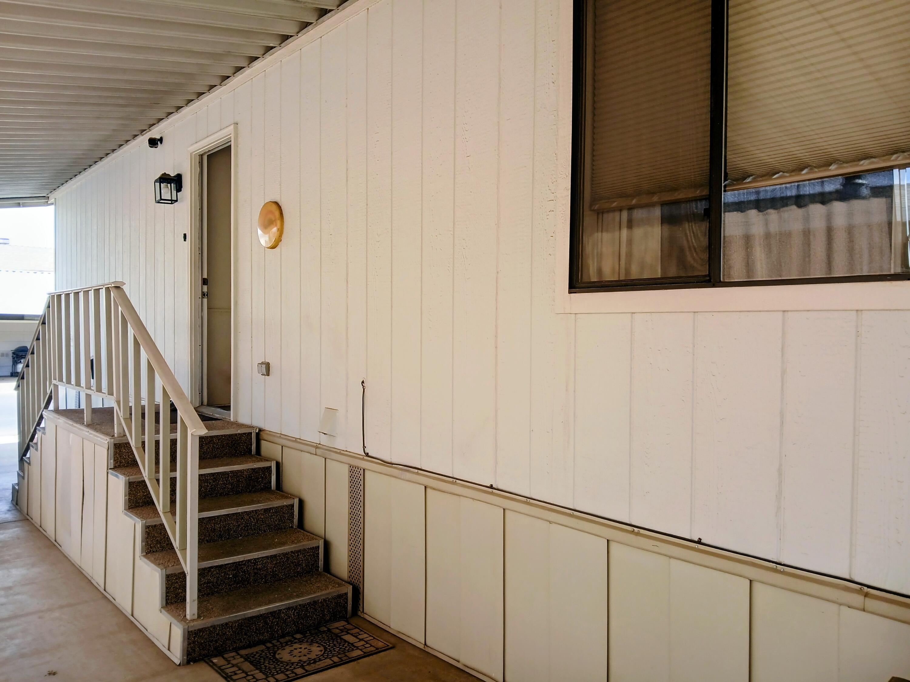 2459 N Oaks St #136, Tulare, CA 93274