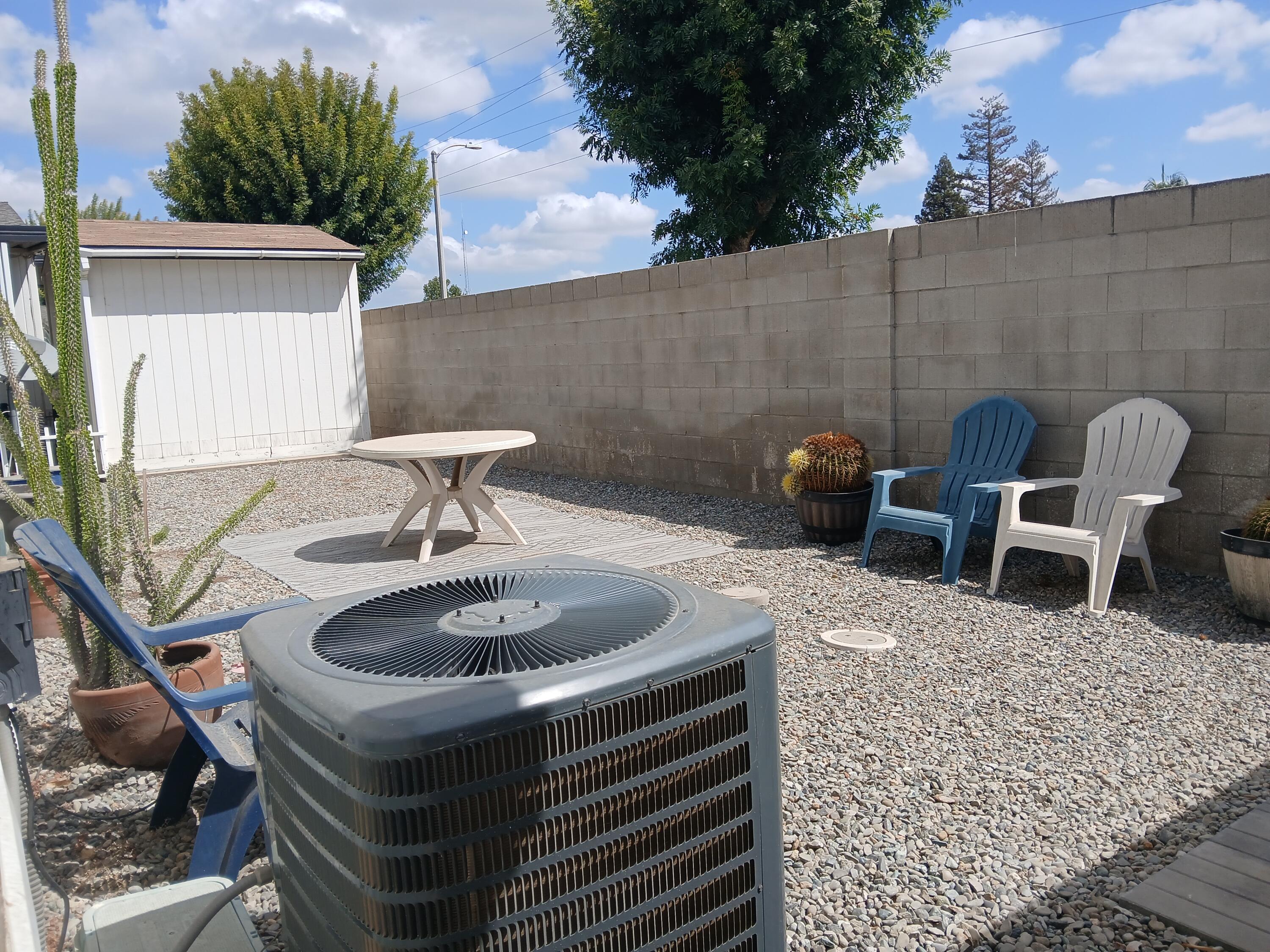 2459 N Oaks St #136, Tulare, CA 93274