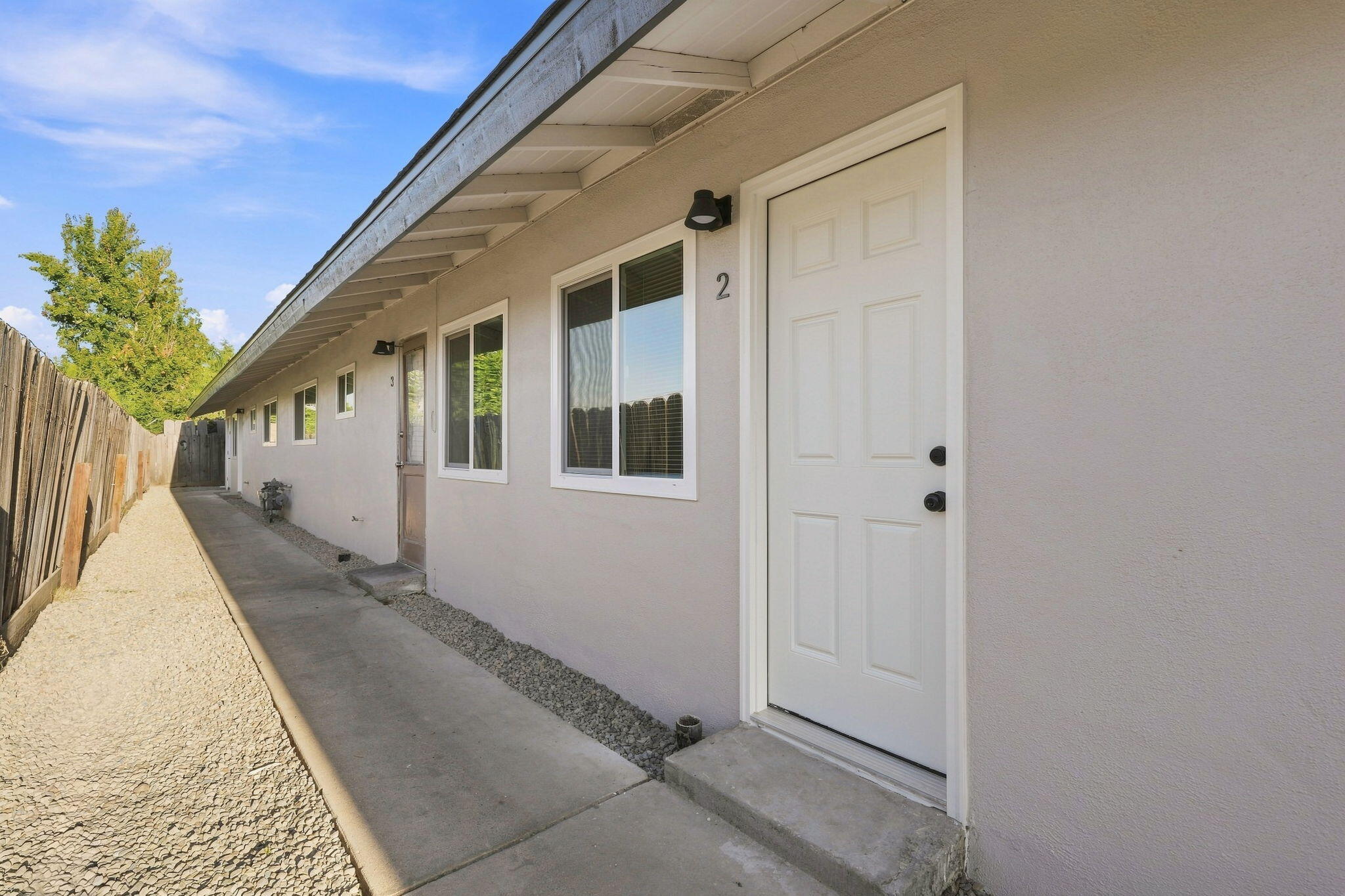 1506 N Cobb St, Porterville, CA 93257