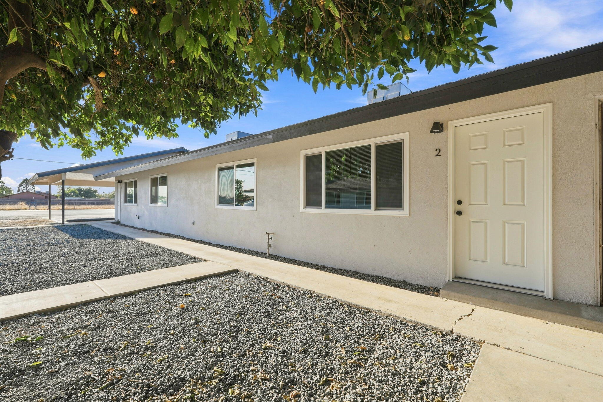 1506 N Cobb St, Porterville, CA 93257
