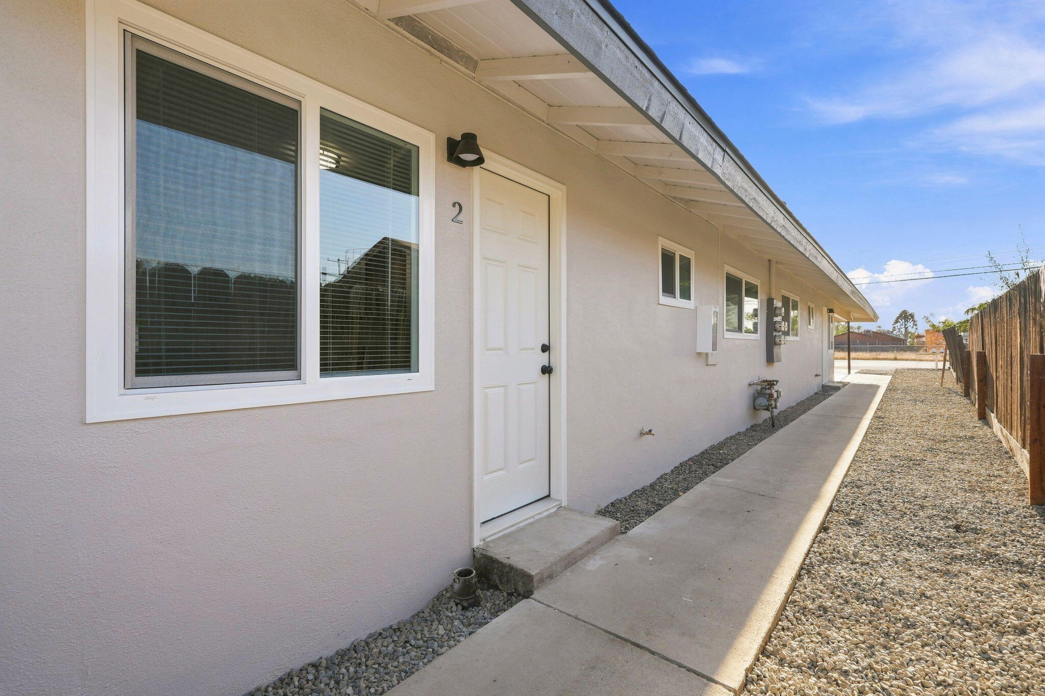 1506 N Cobb St, Porterville, CA 93257