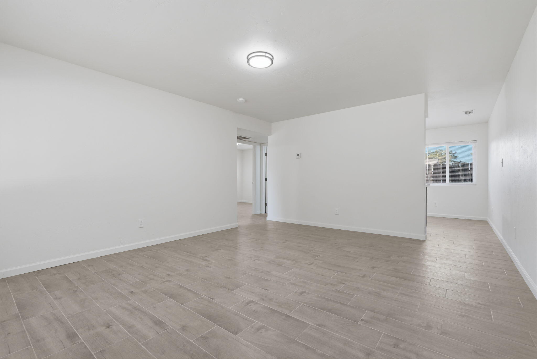 1506 N Cobb St, Porterville, CA 93257