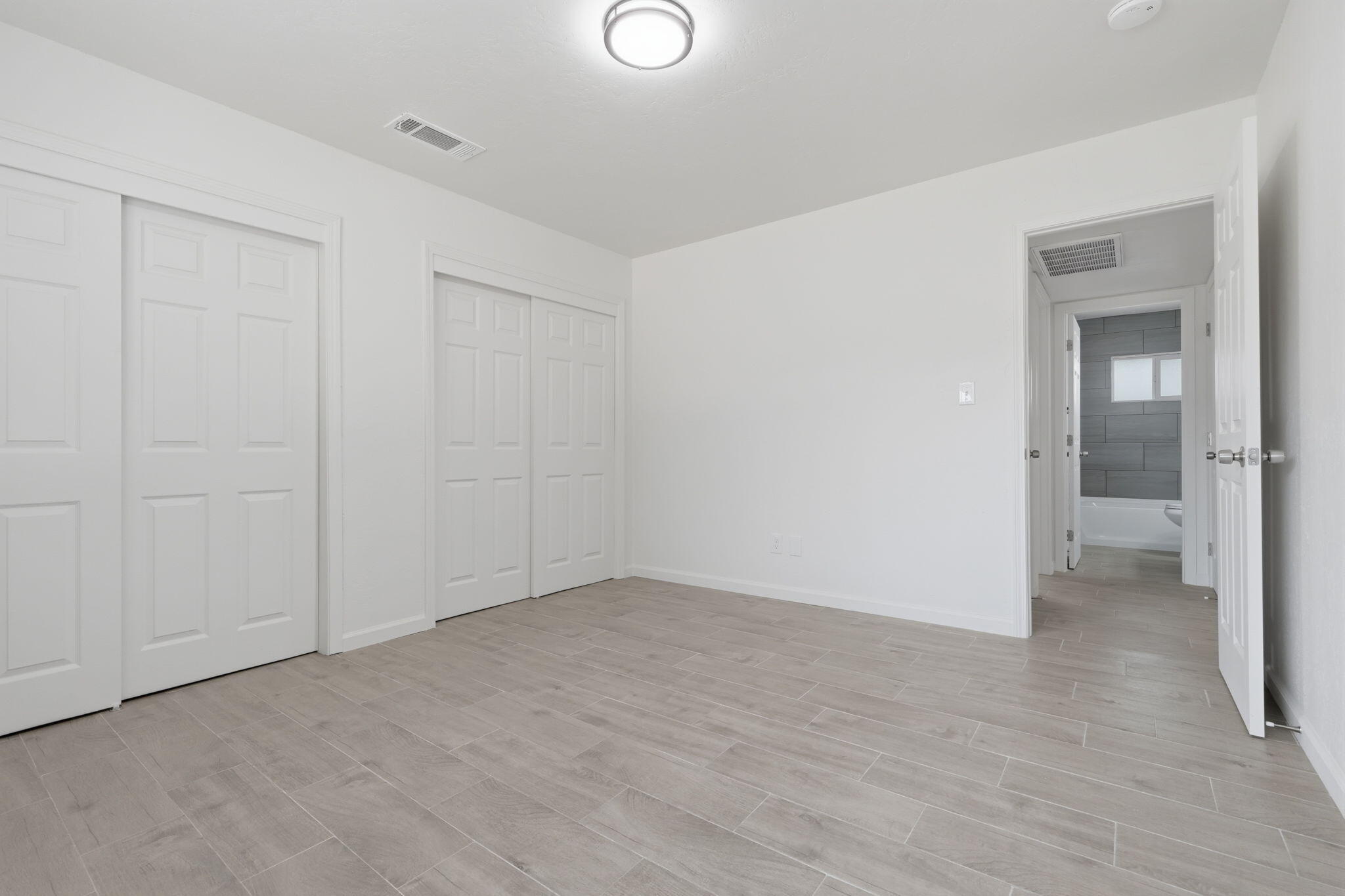 1506 N Cobb St, Porterville, CA 93257