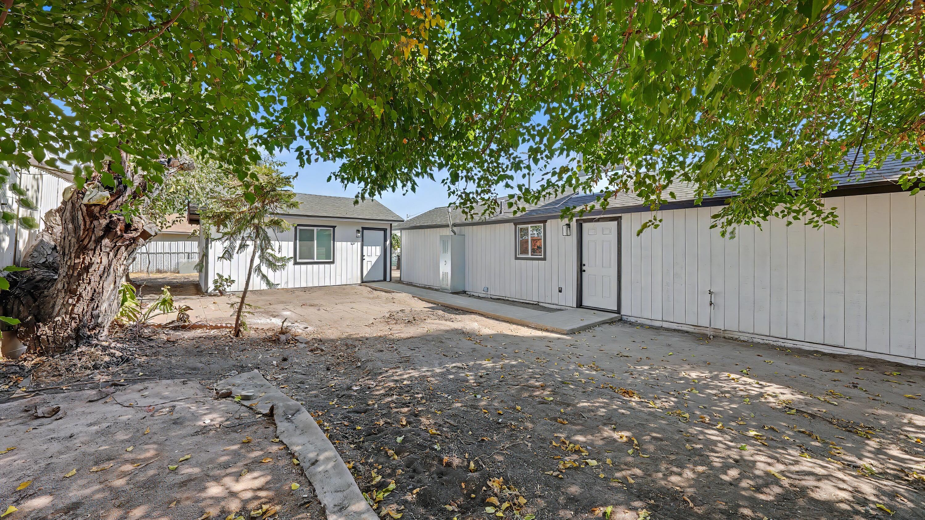 1060 W Belleview Ave, Porterville, CA 93257