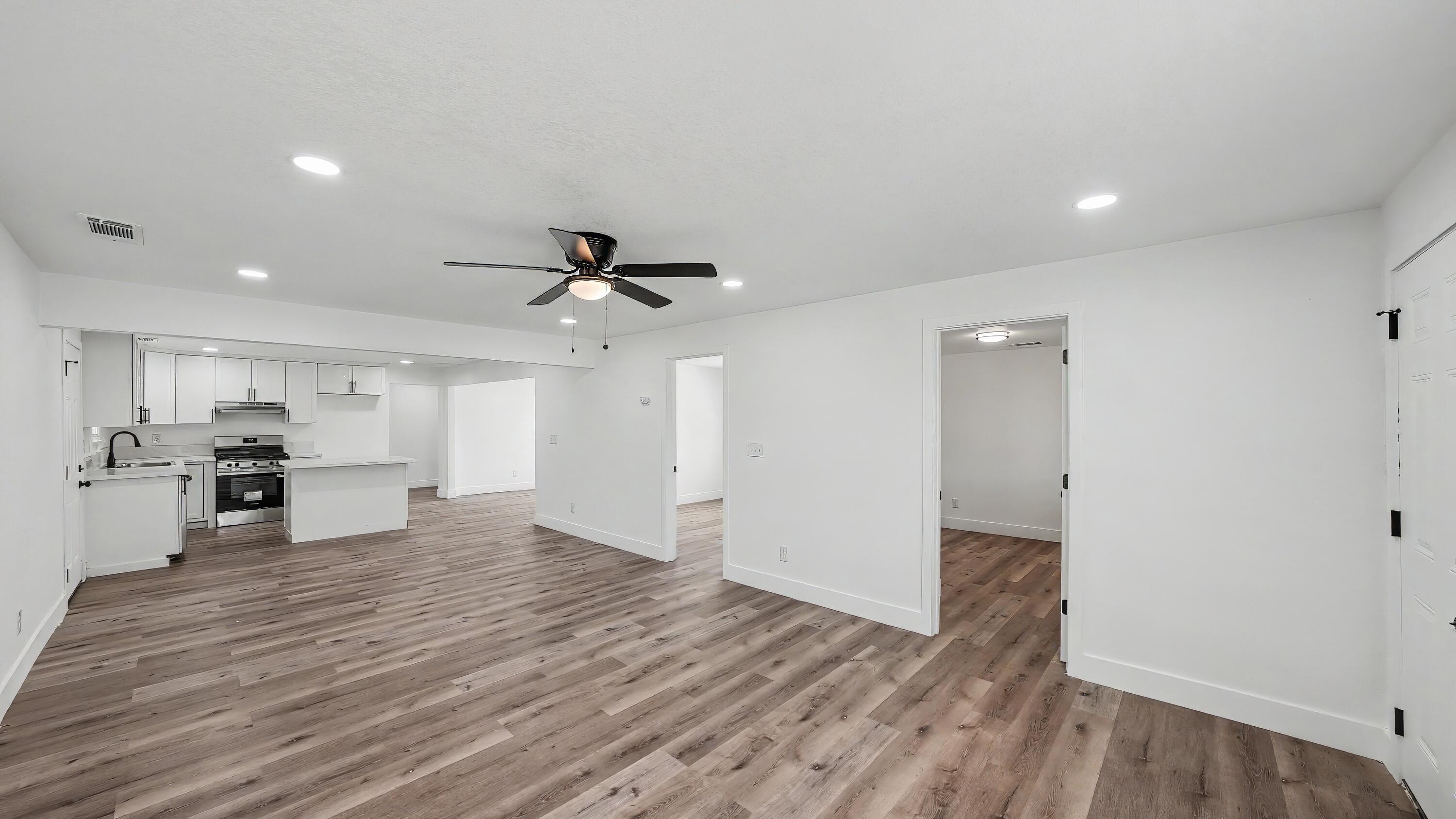 1060 W Belleview Ave, Porterville, CA 93257