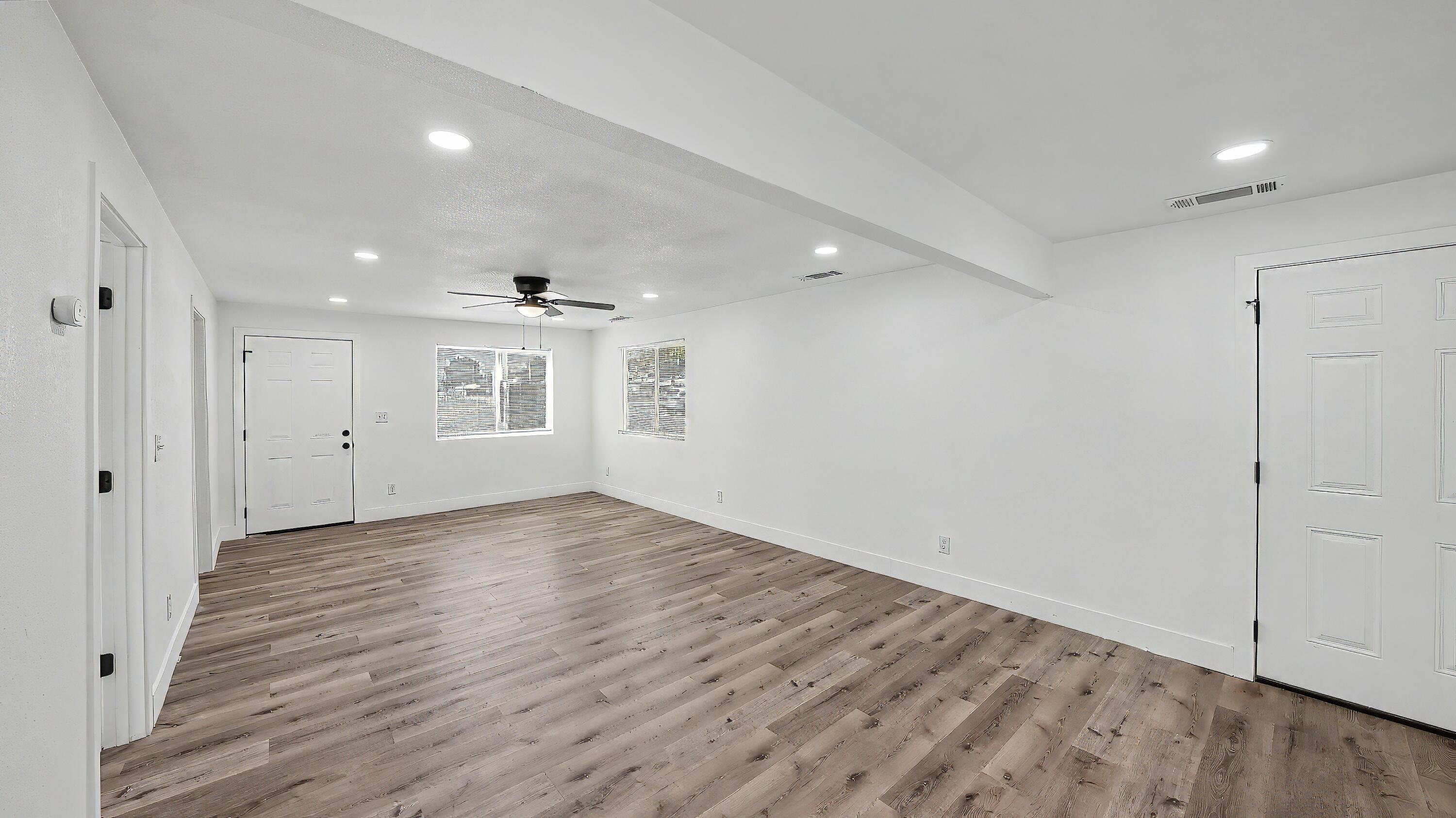 1060 W Belleview Ave, Porterville, CA 93257