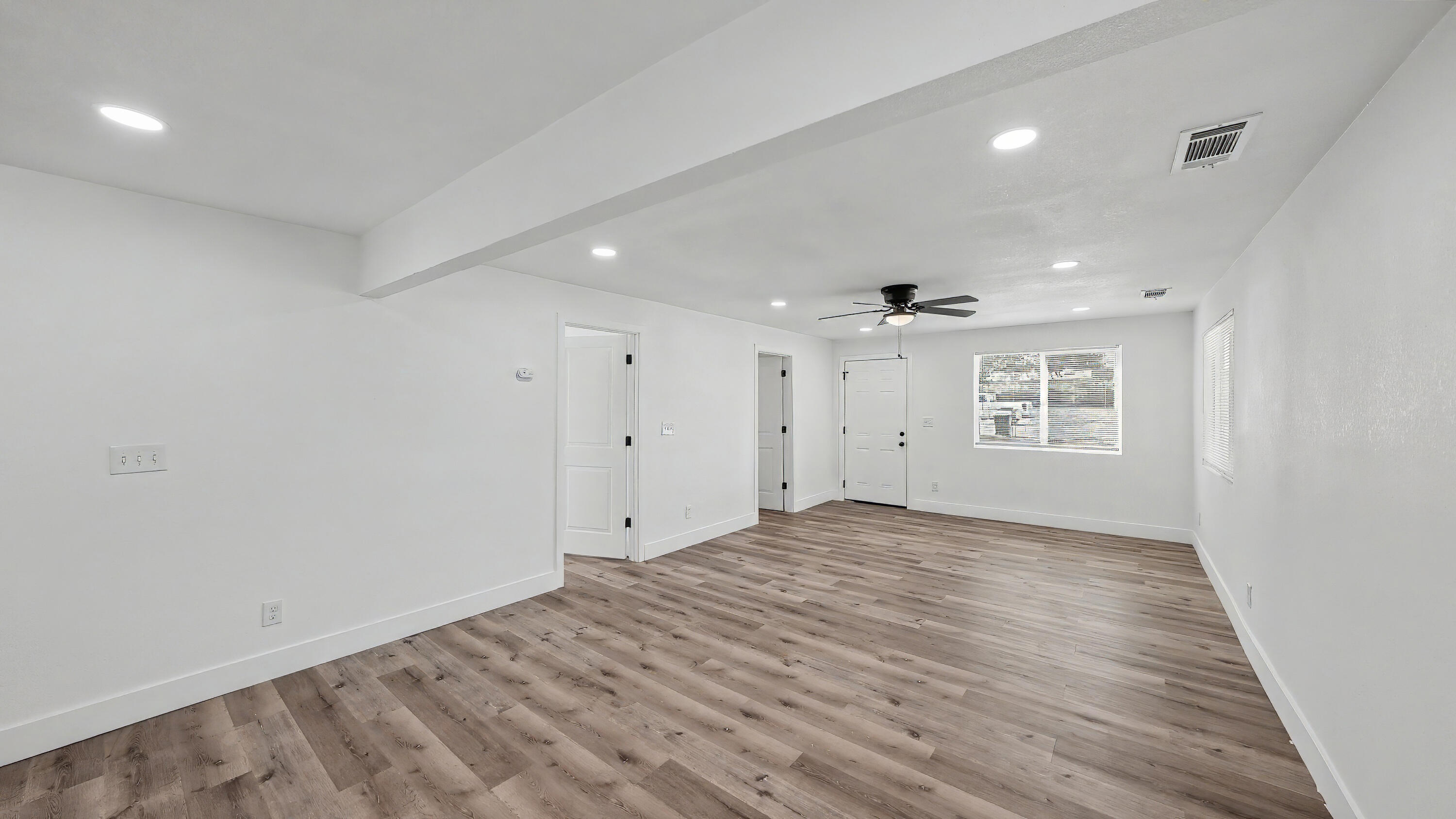 1060 W Belleview Ave, Porterville, CA 93257