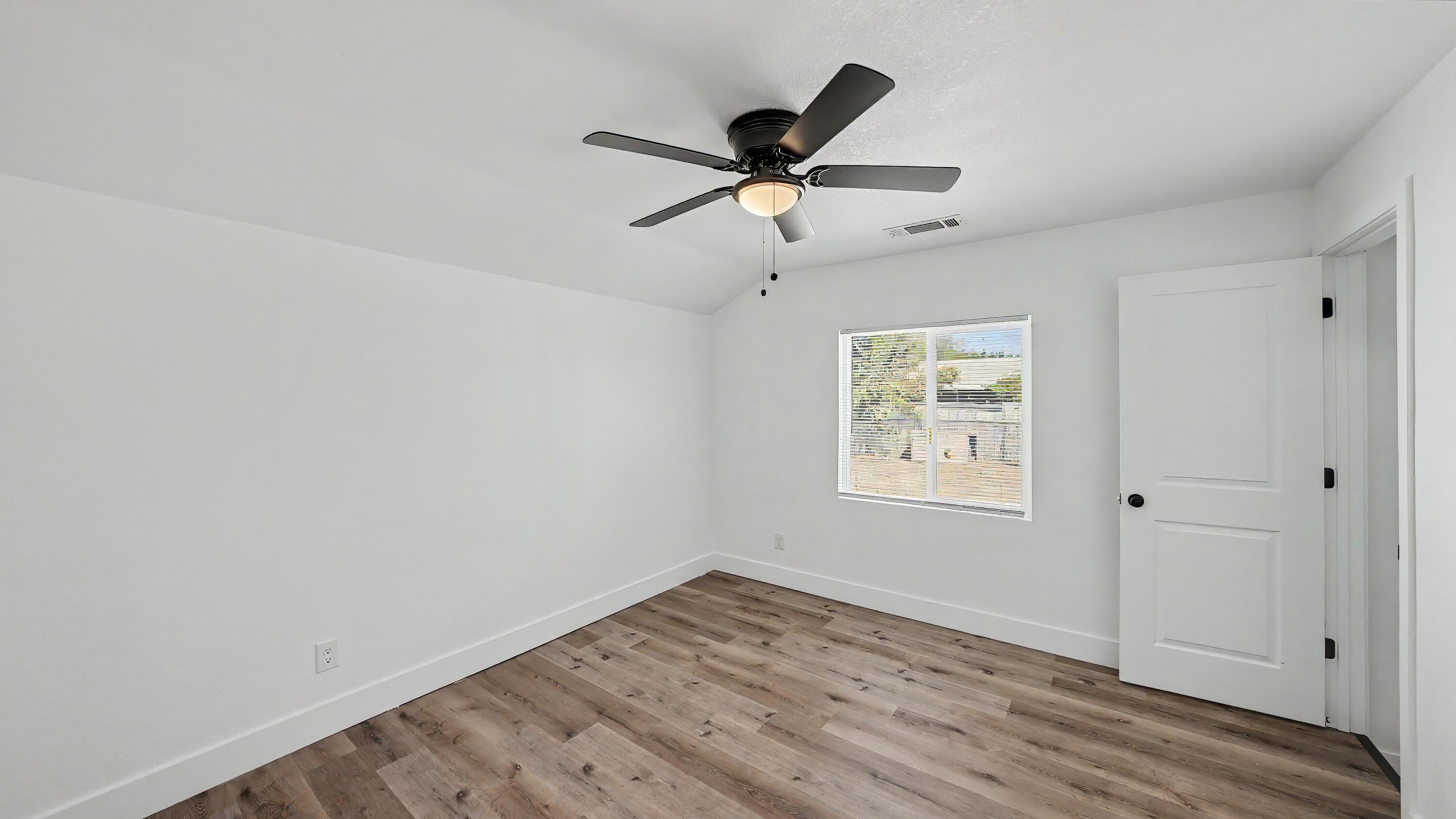 1060 W Belleview Ave, Porterville, CA 93257