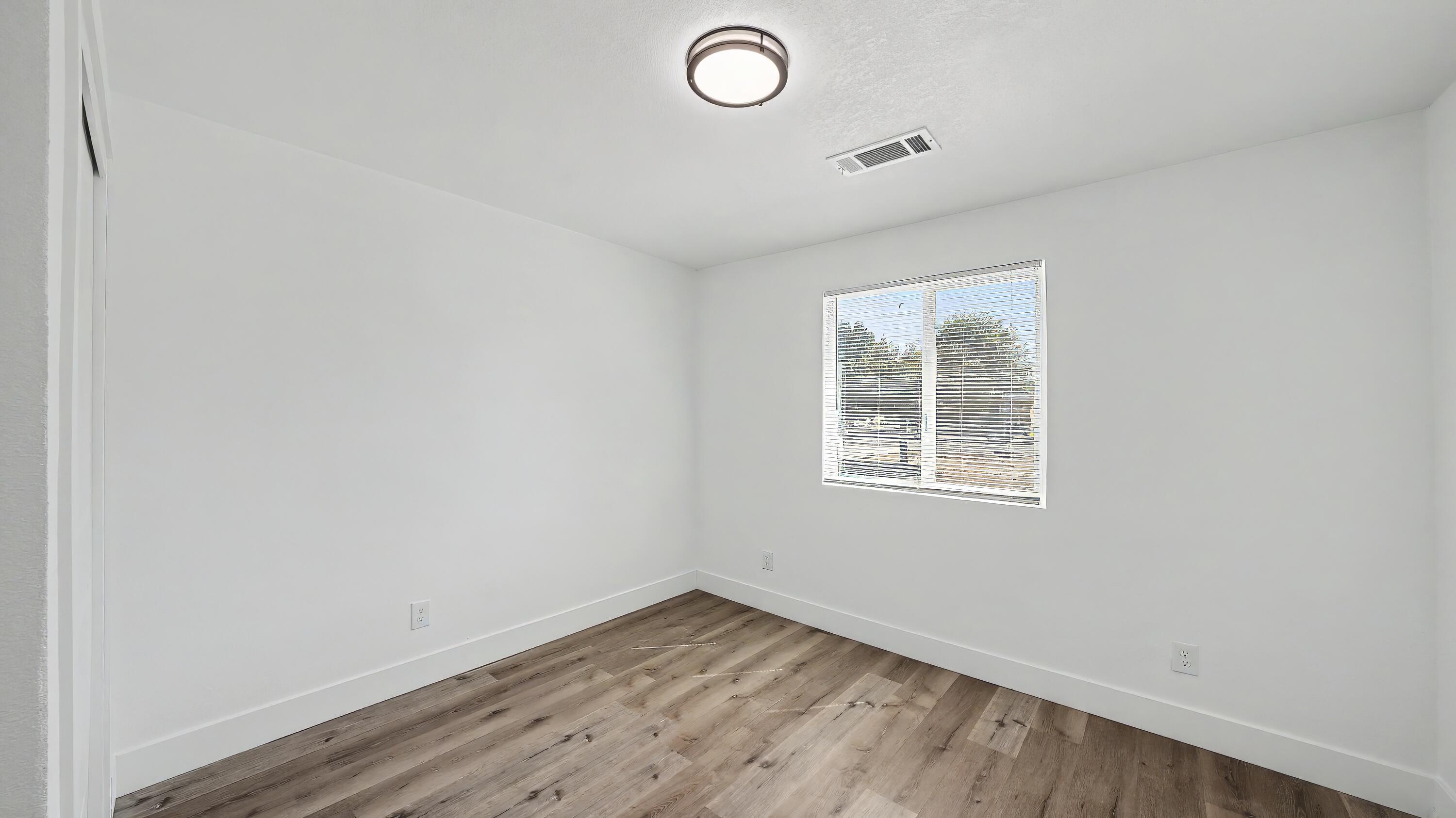 1060 W Belleview Ave, Porterville, CA 93257