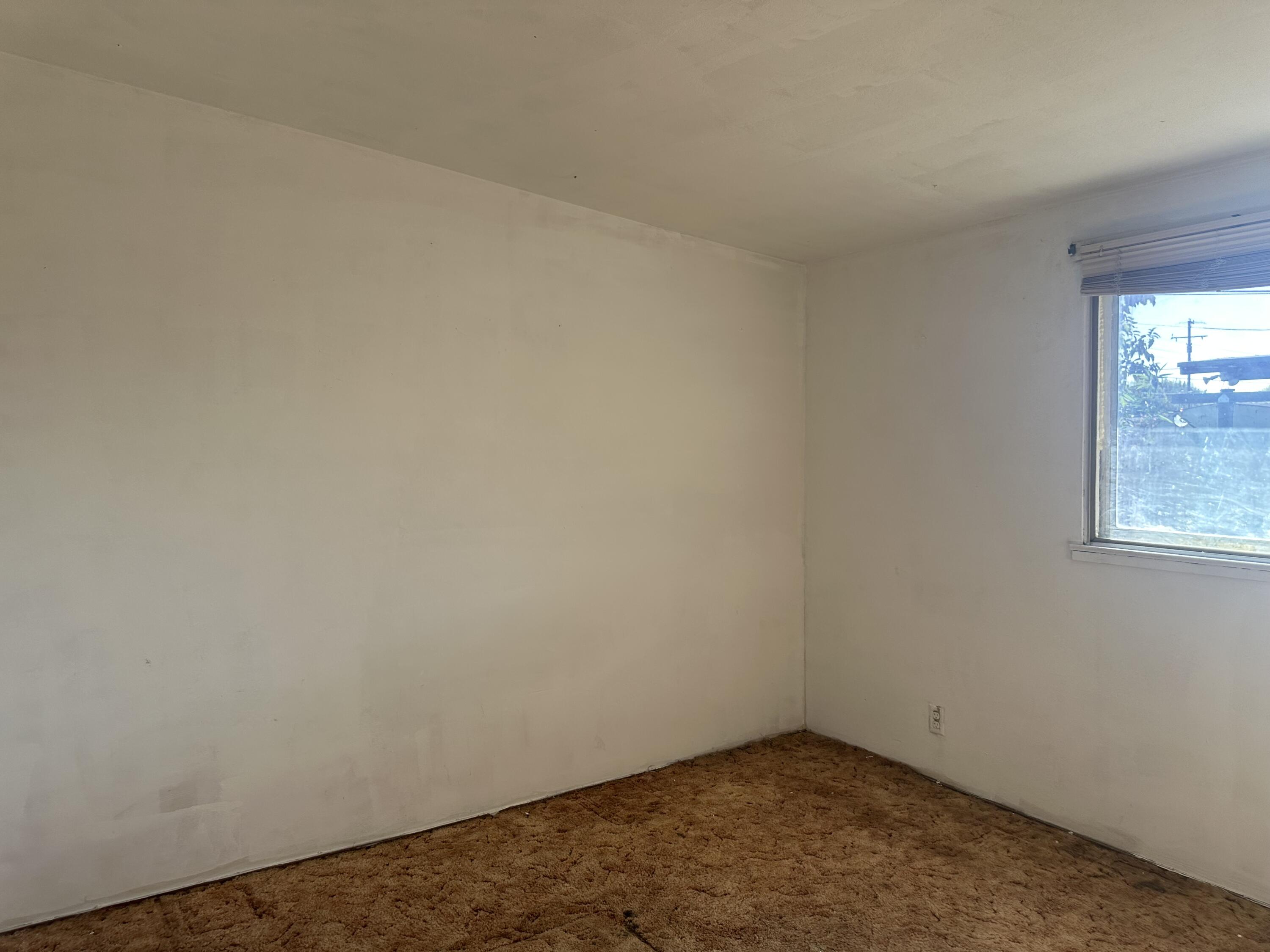 907 Neville St, Hanford, CA 93230
