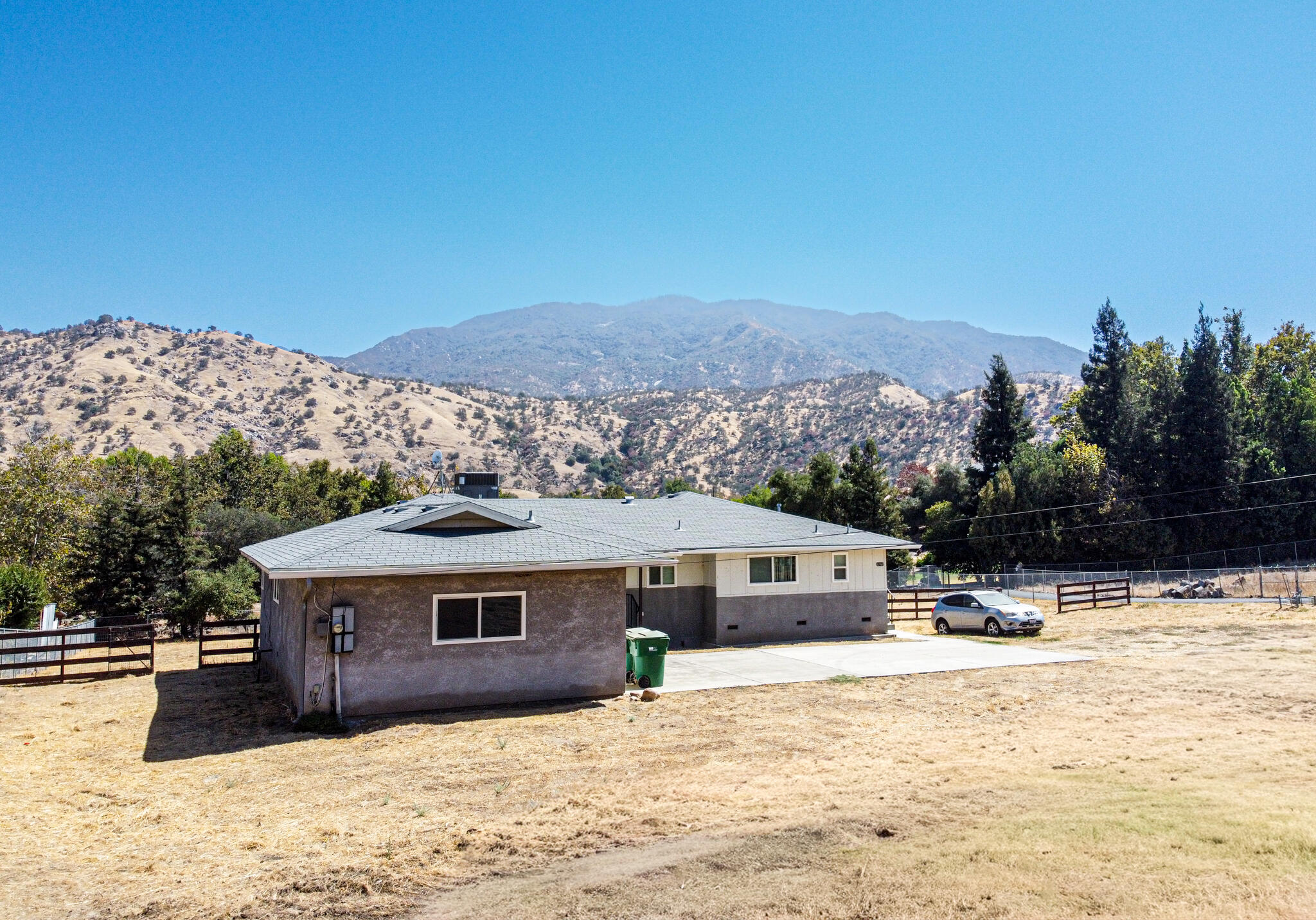 33960 Maranatha Ct, Springville, CA 93265