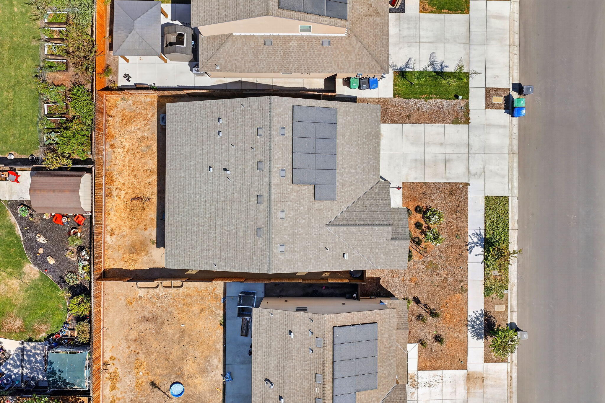 1768 W Graham St, Hanford, CA 93230