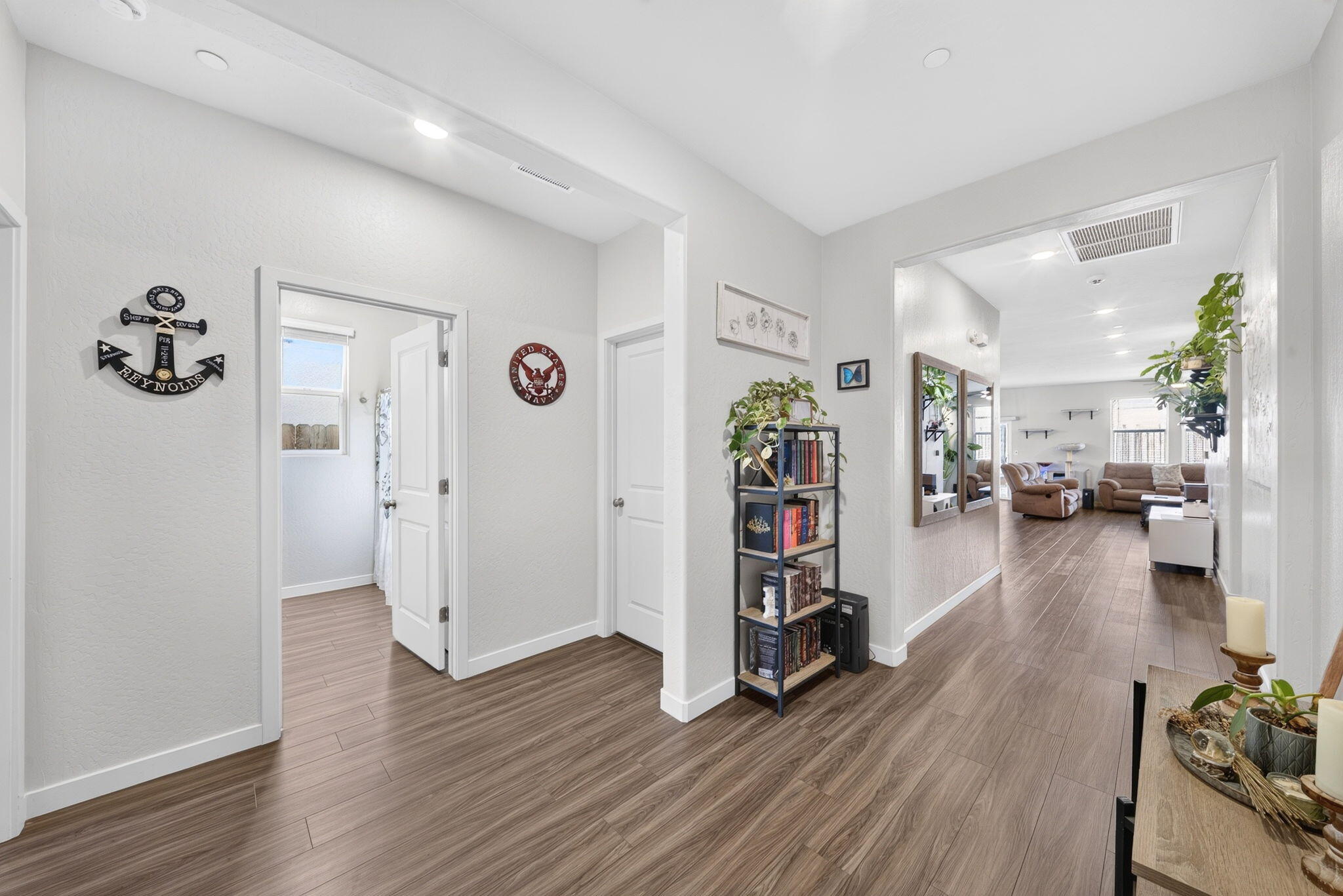 1768 W Graham St, Hanford, CA 93230