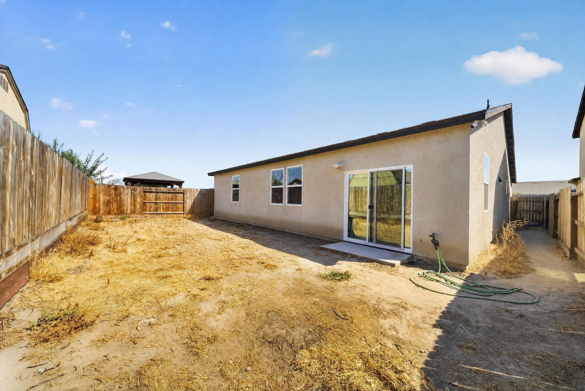 1768 W Graham St, Hanford, CA 93230