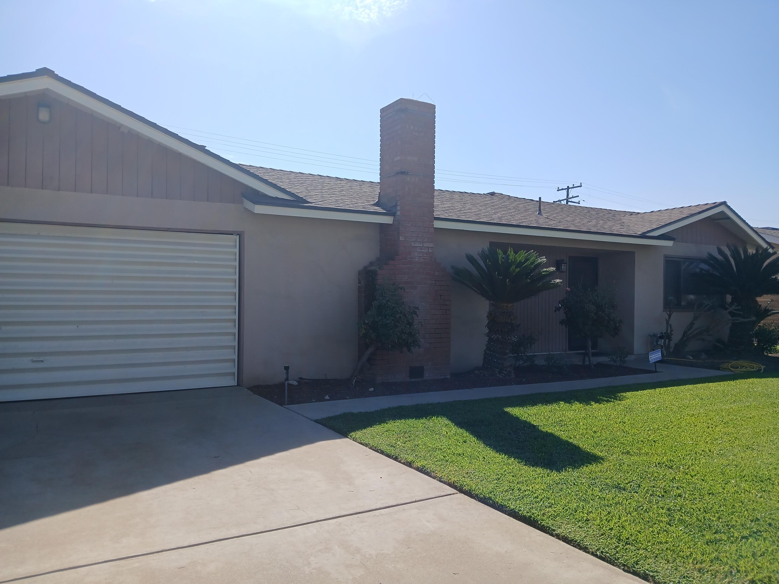 1198 S Salome St, Tulare, CA 93274