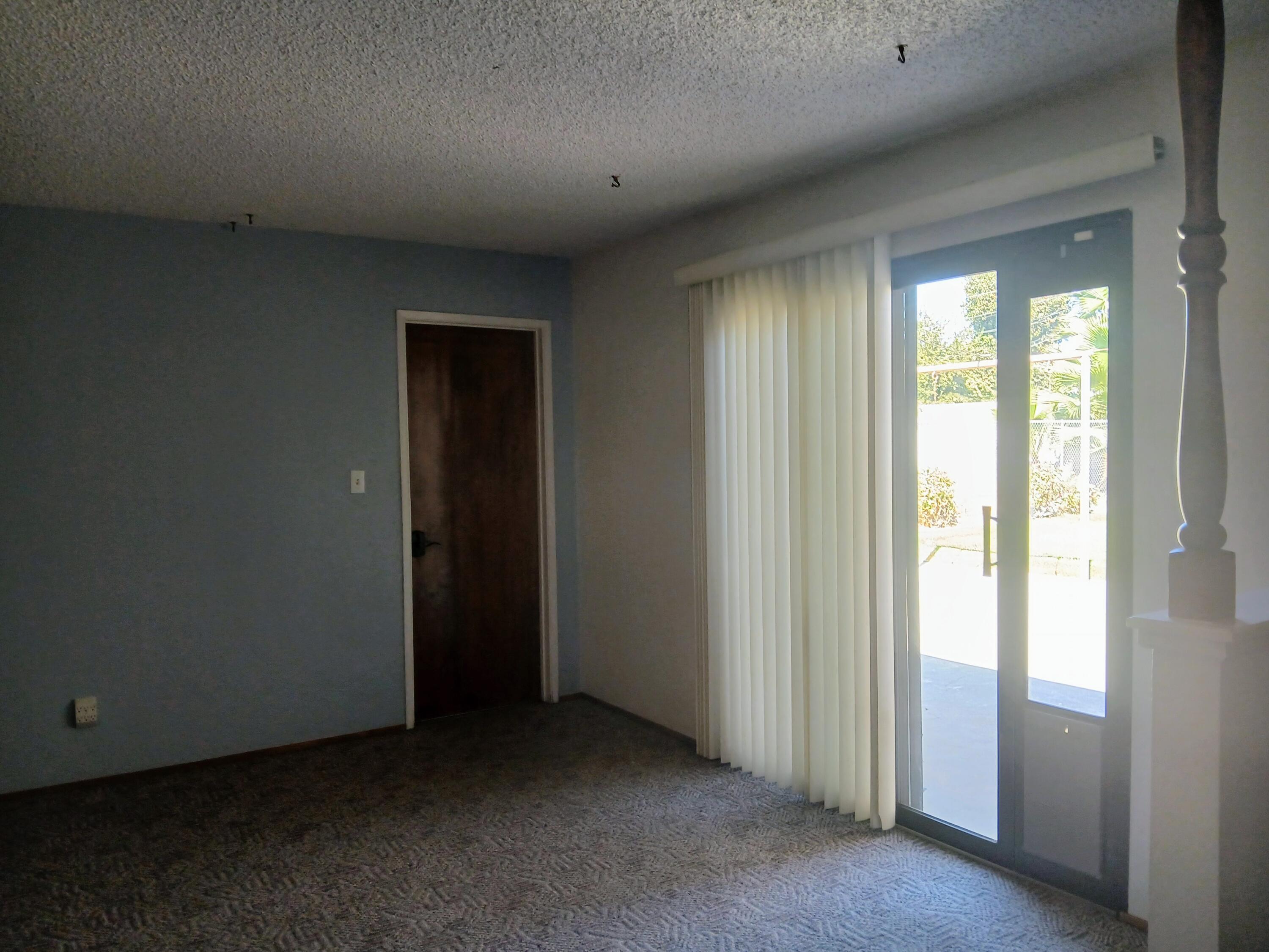 1198 S Salome St, Tulare, CA 93274