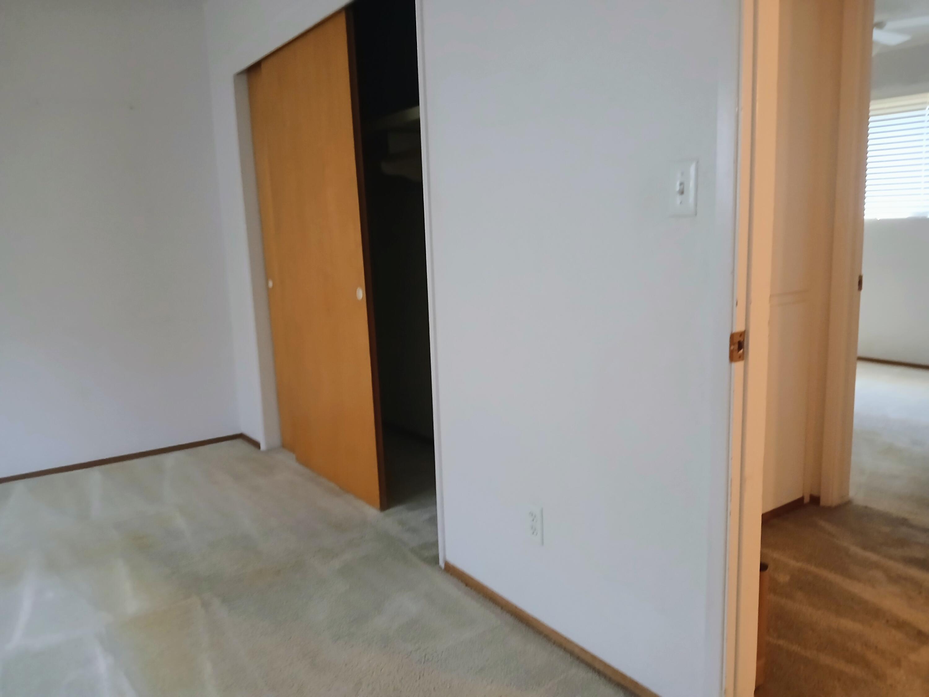 1198 S Salome St, Tulare, CA 93274