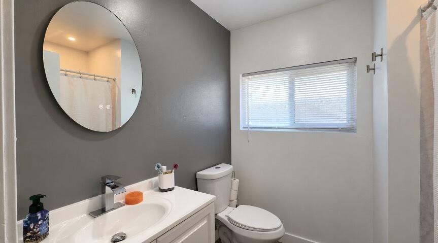468 Caliente Bodfish Rd, Bodfish, CA 93205