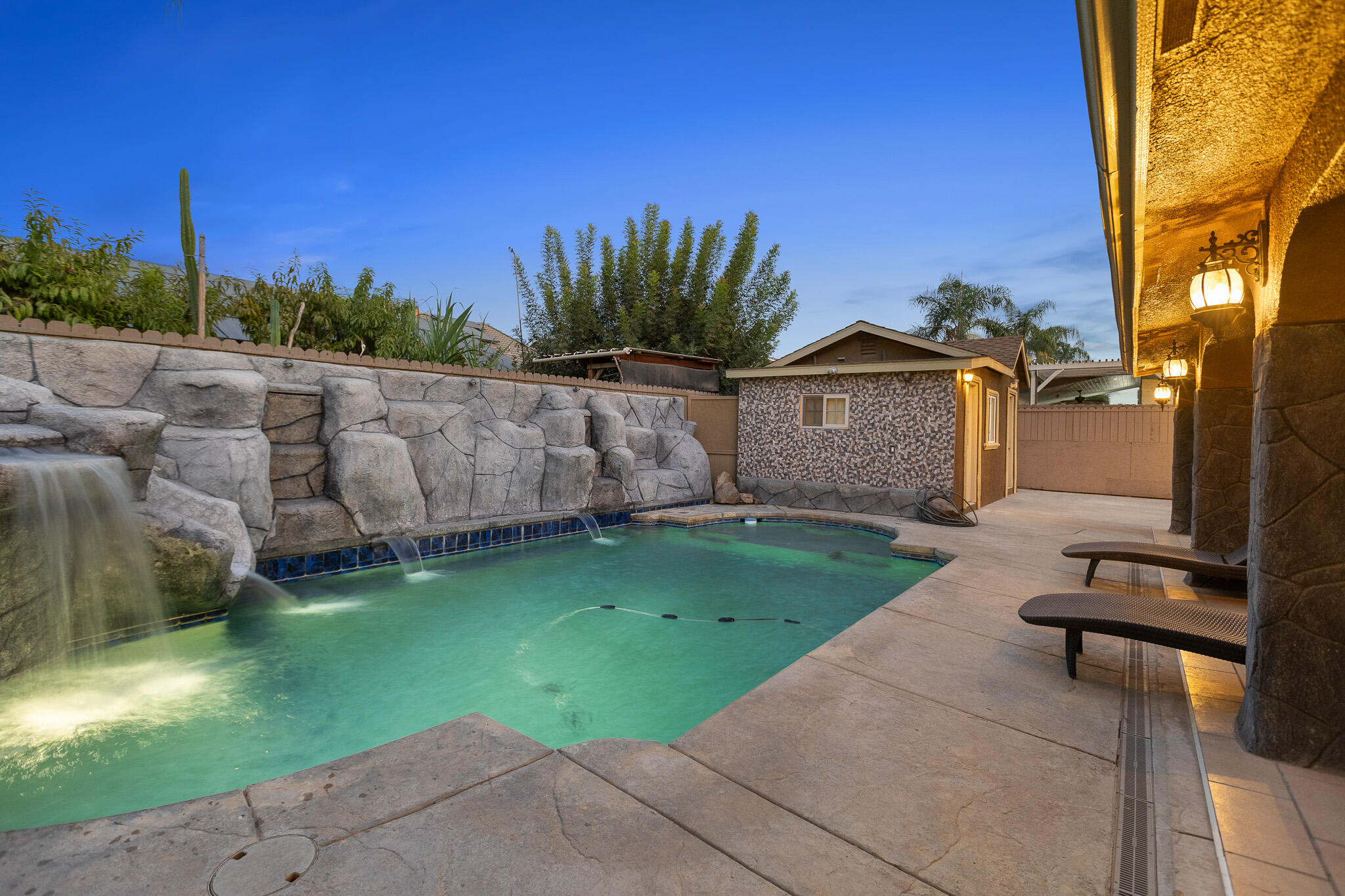 3124 N Mendonca, Visalia, CA 93291