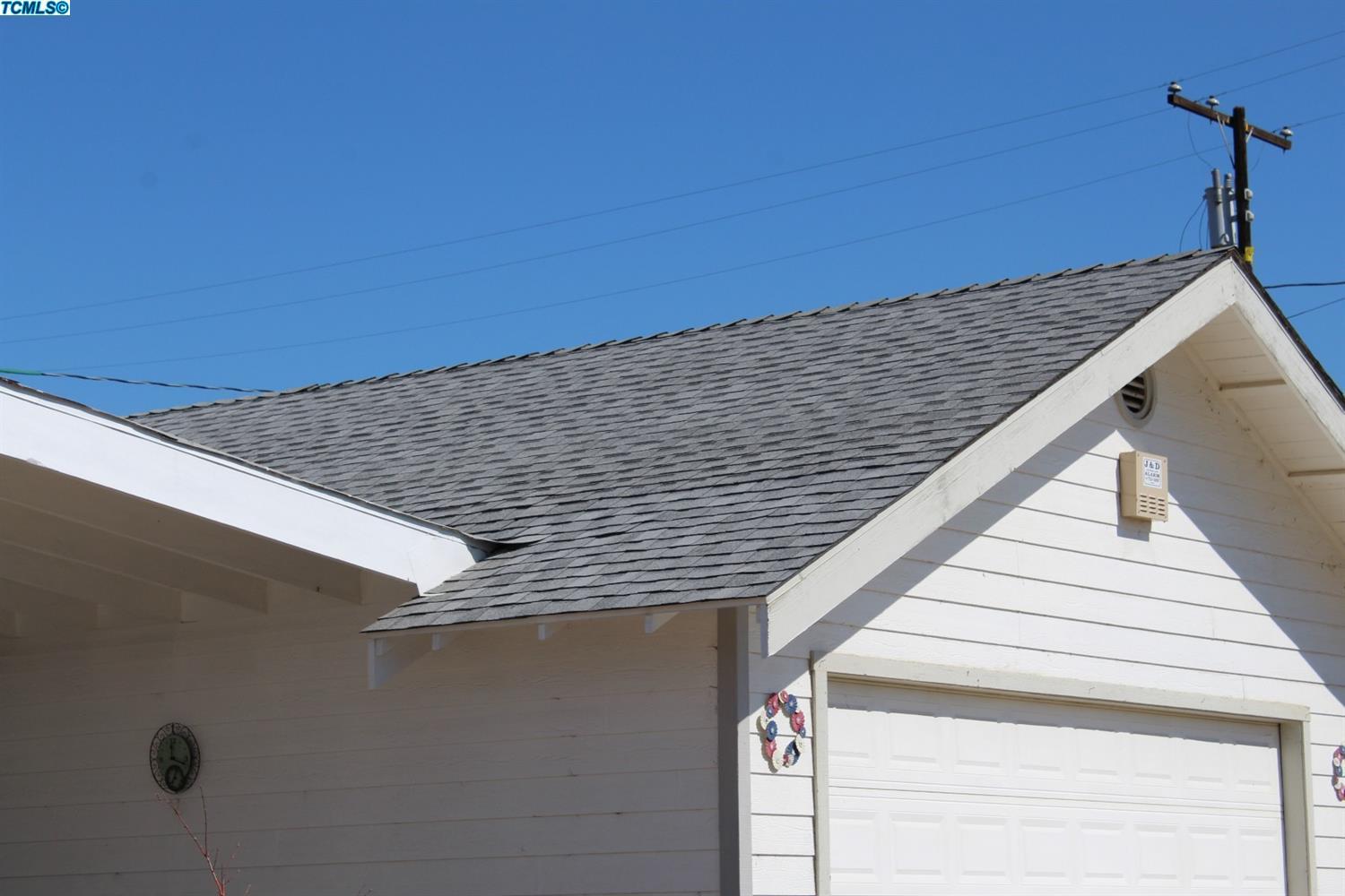 198 S Palm St, Woodlake, CA 93286