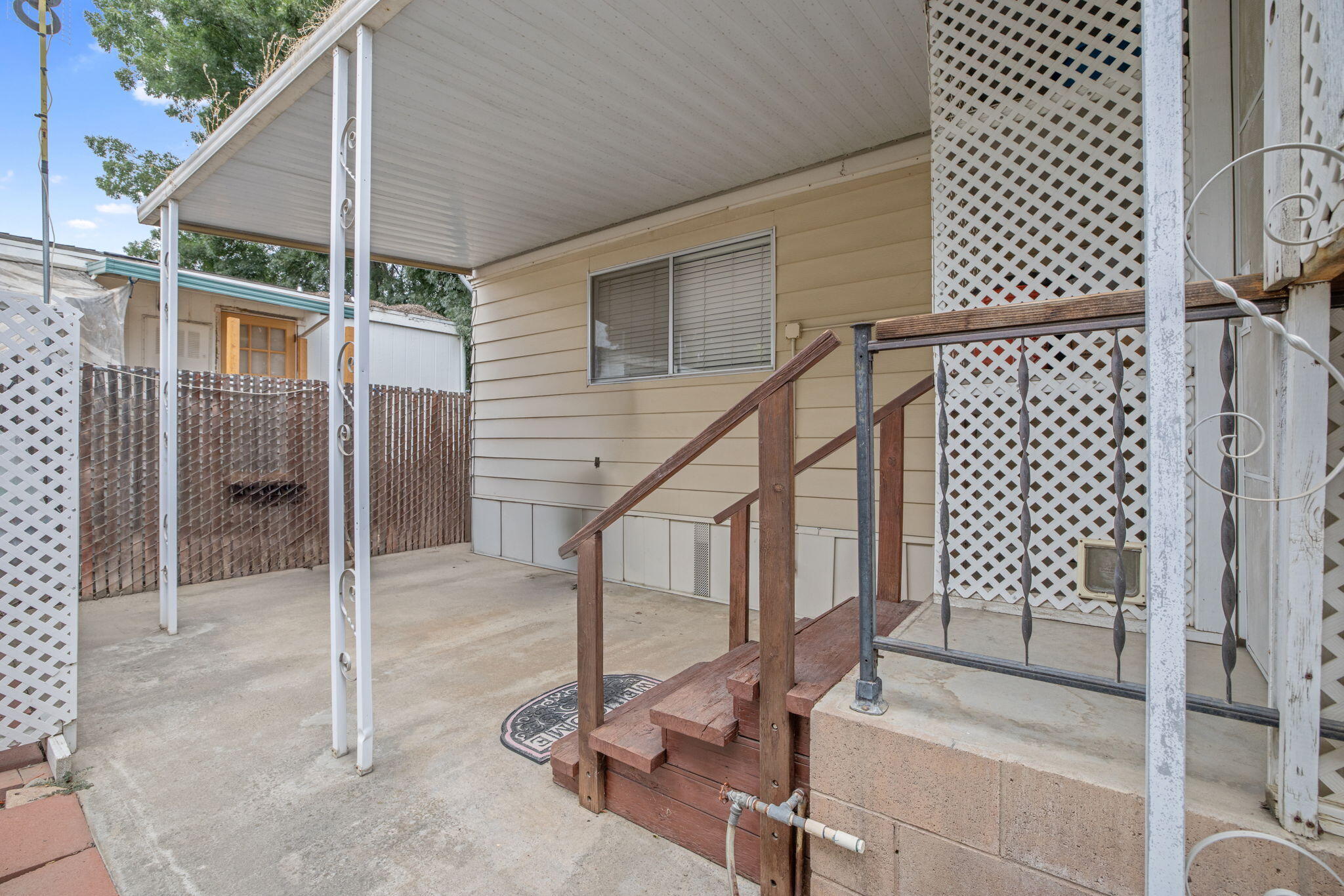 225 N Akers St #312, Visalia, CA 93291