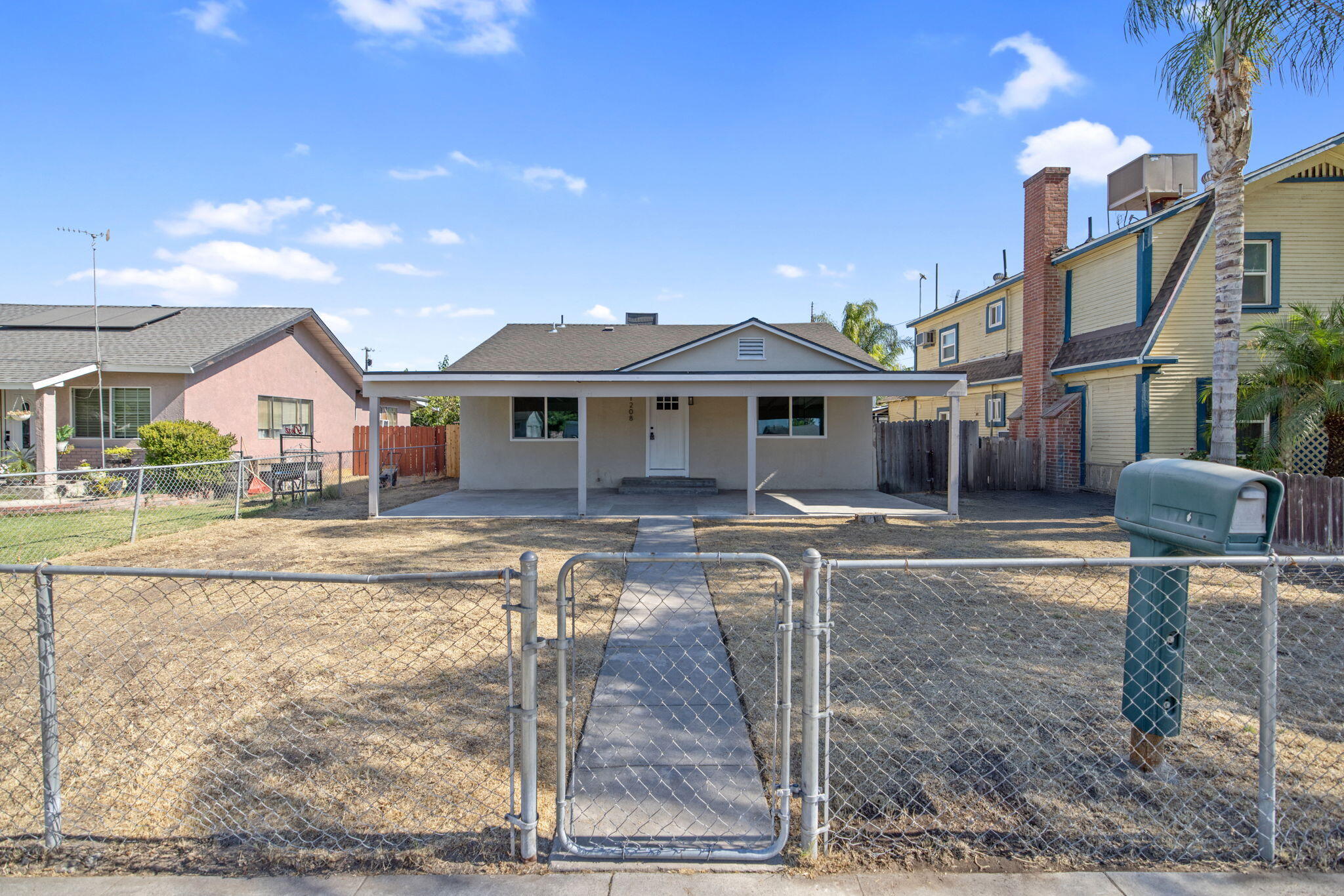 1208 Hall Ave, Corcoran, CA 93212