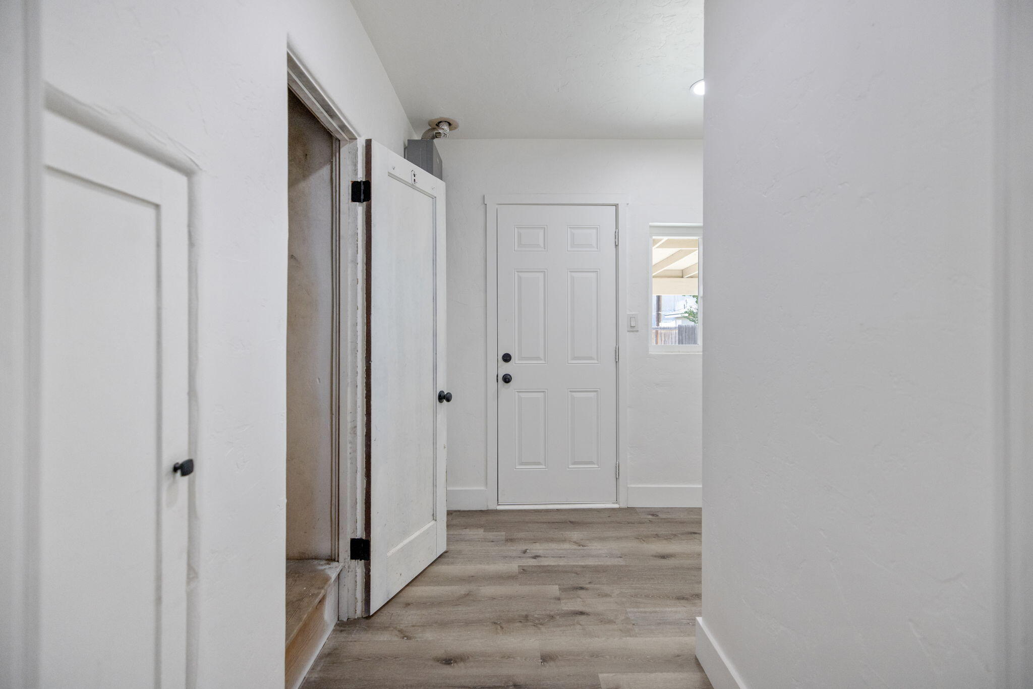 1208 Hall Ave, Corcoran, CA 93212