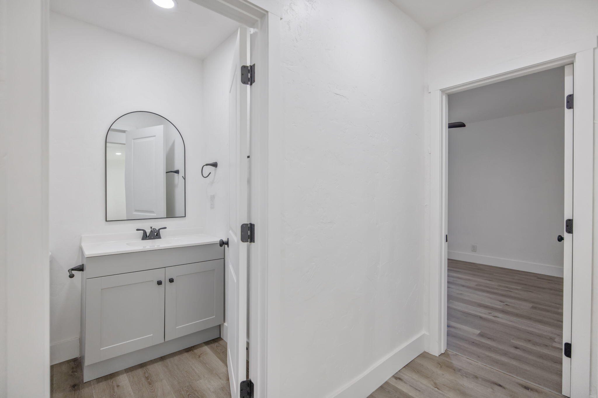 1208 Hall Ave, Corcoran, CA 93212