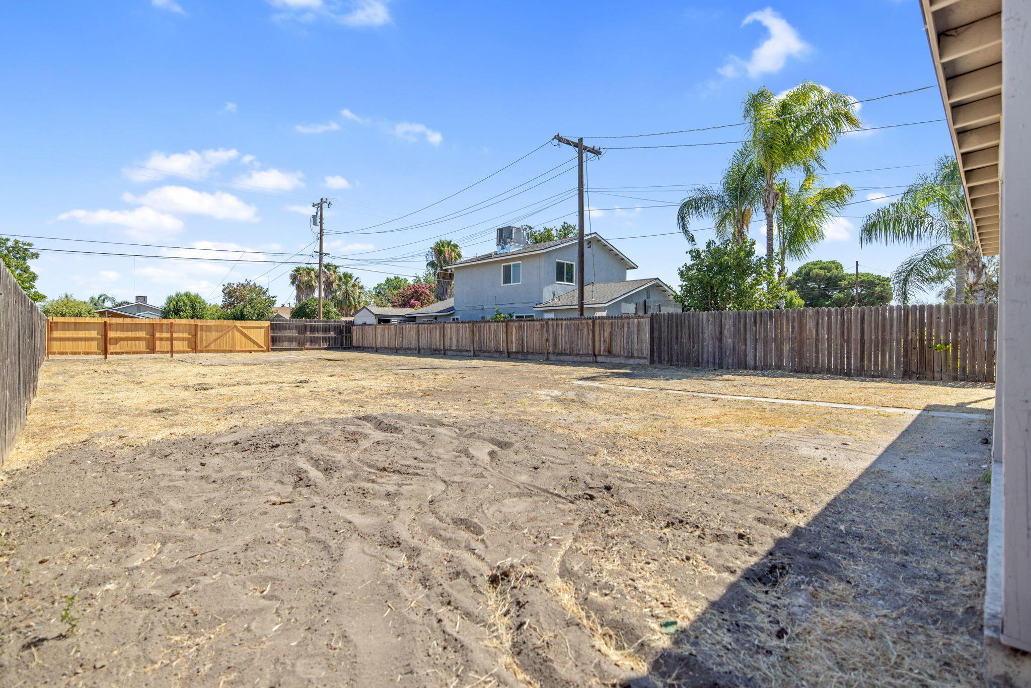 1208 Hall Ave, Corcoran, CA 93212