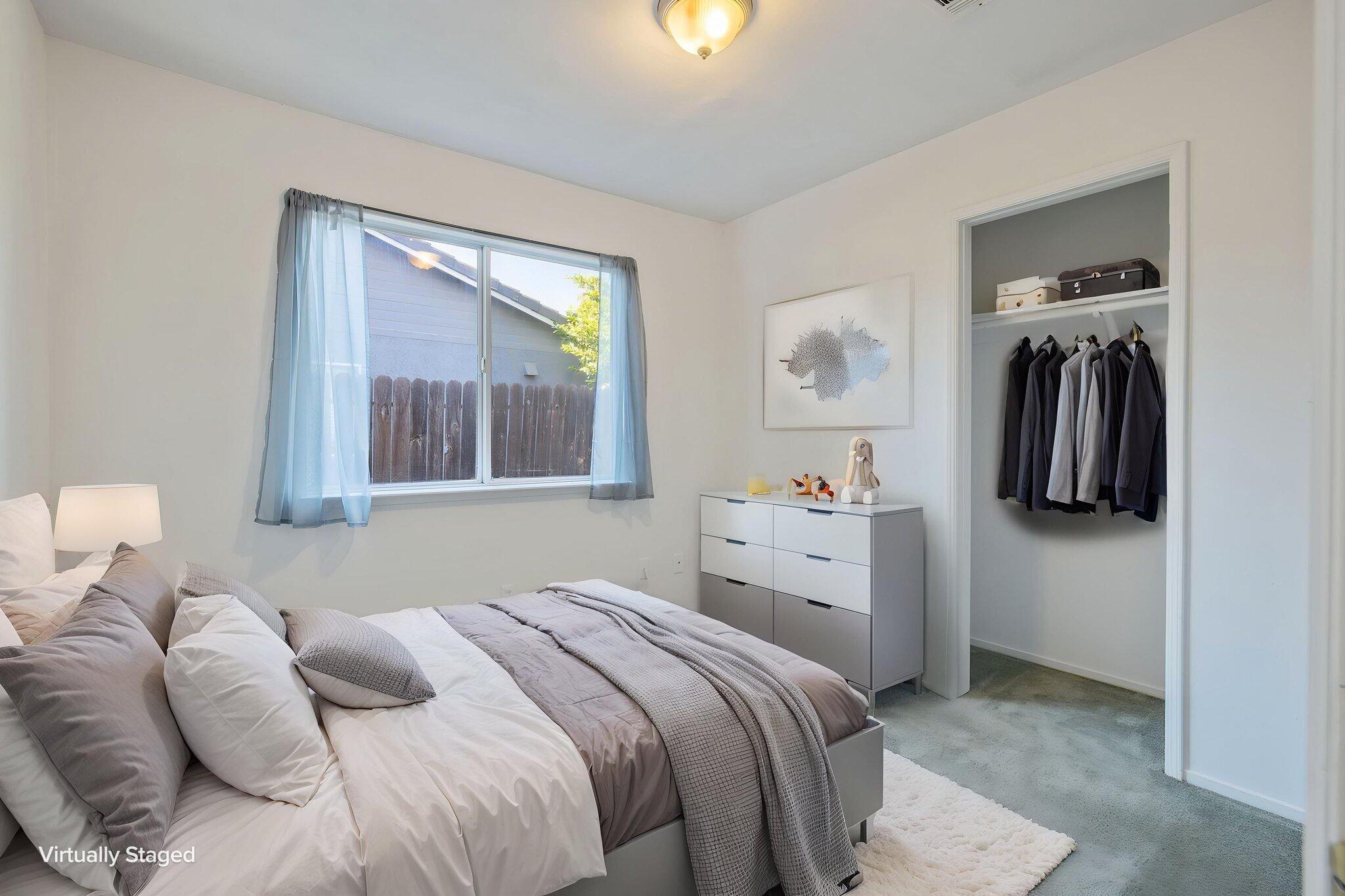 2242 W Delta Ave, Visalia, CA 93291