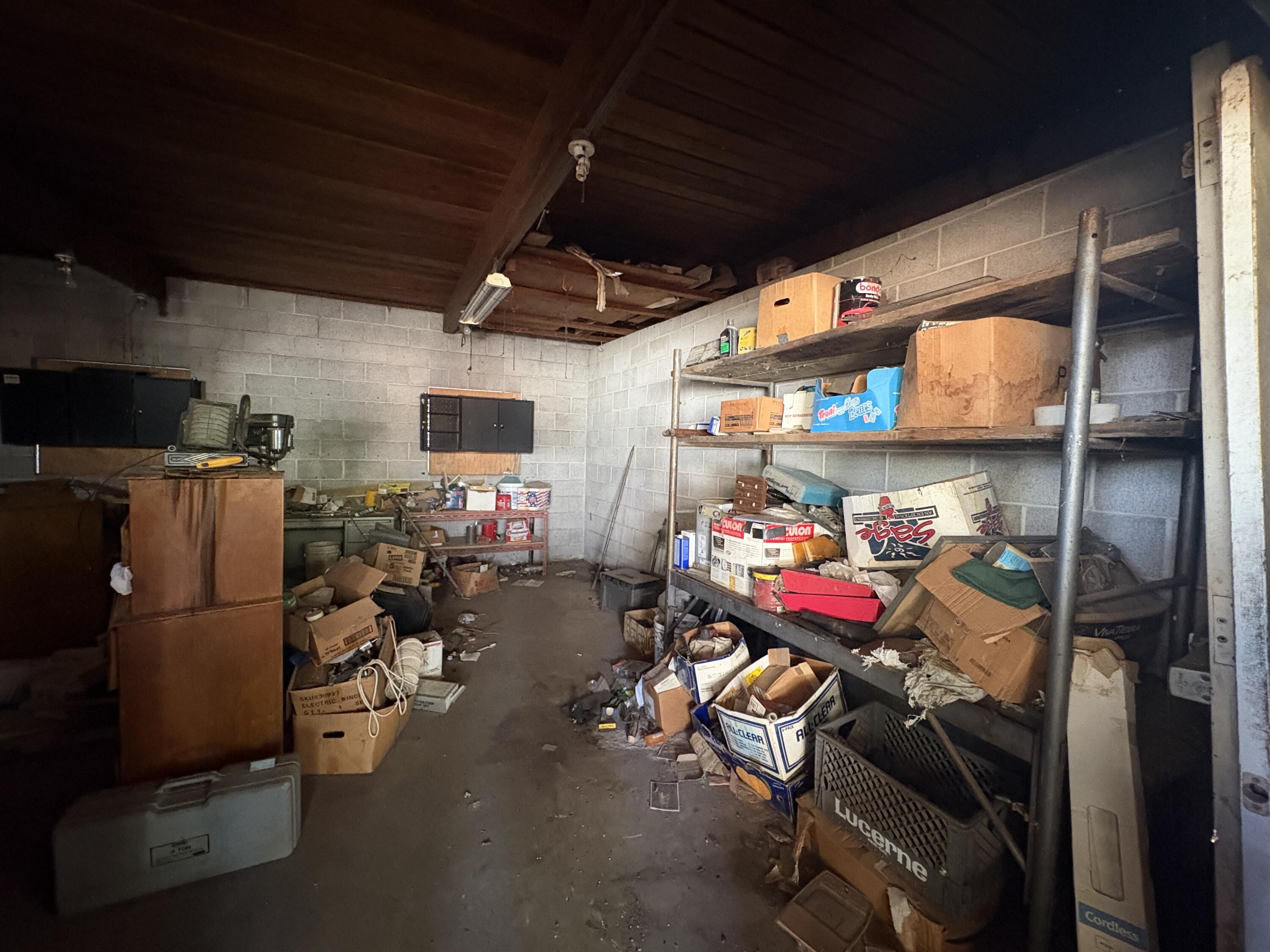 908 S Court St, Visalia, CA 93277