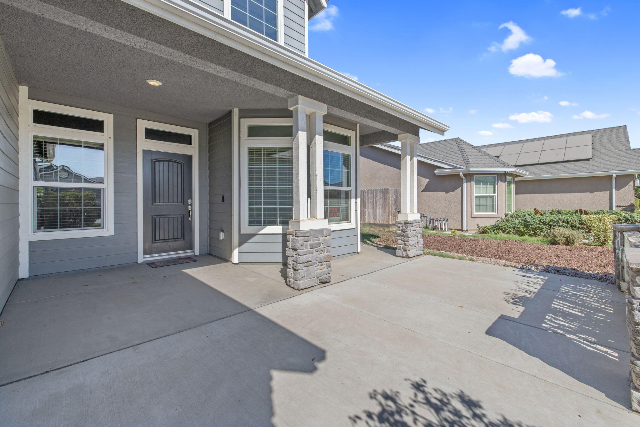 2521 N Fontana St, Visalia, CA 93291