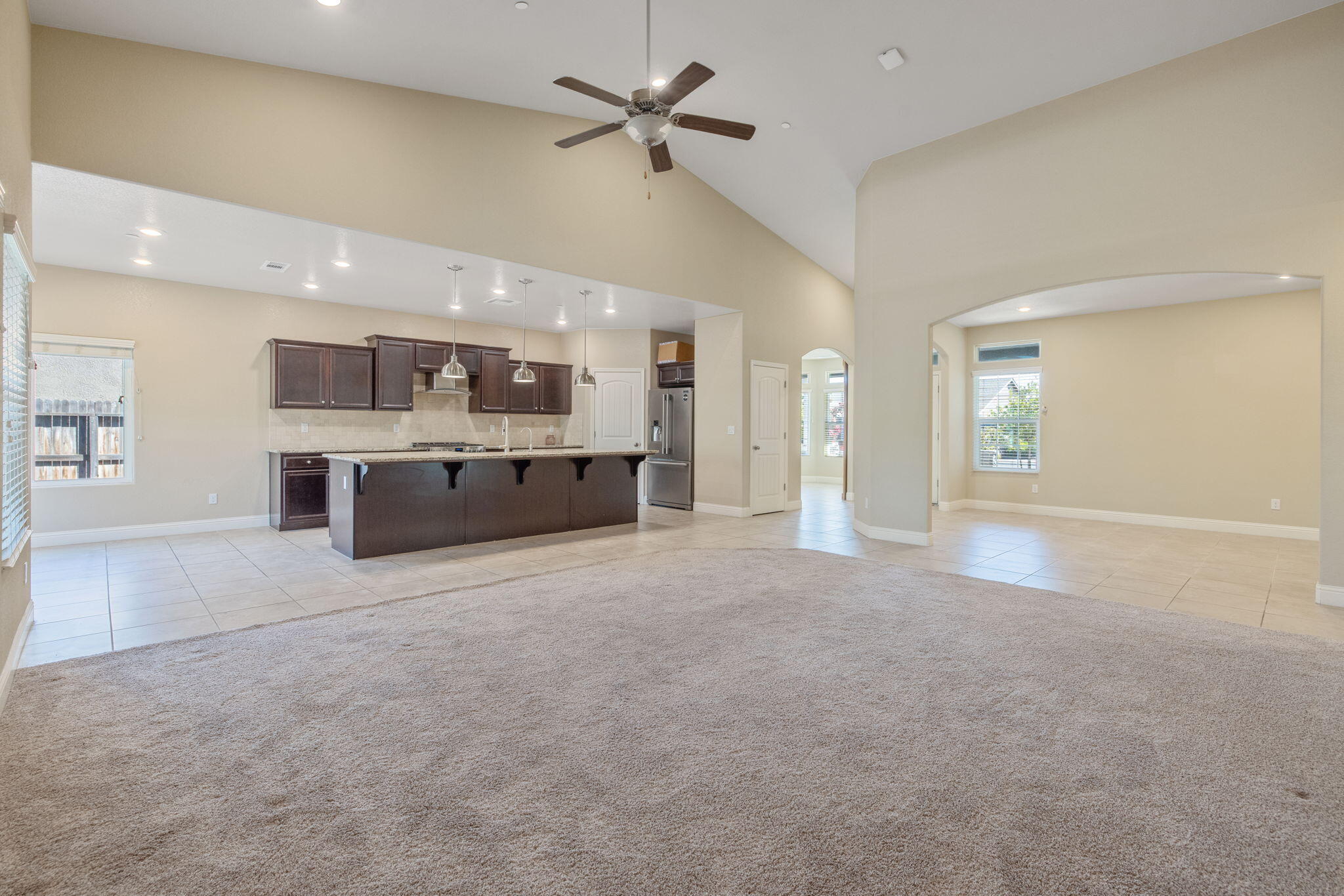 2521 N Fontana St, Visalia, CA 93291