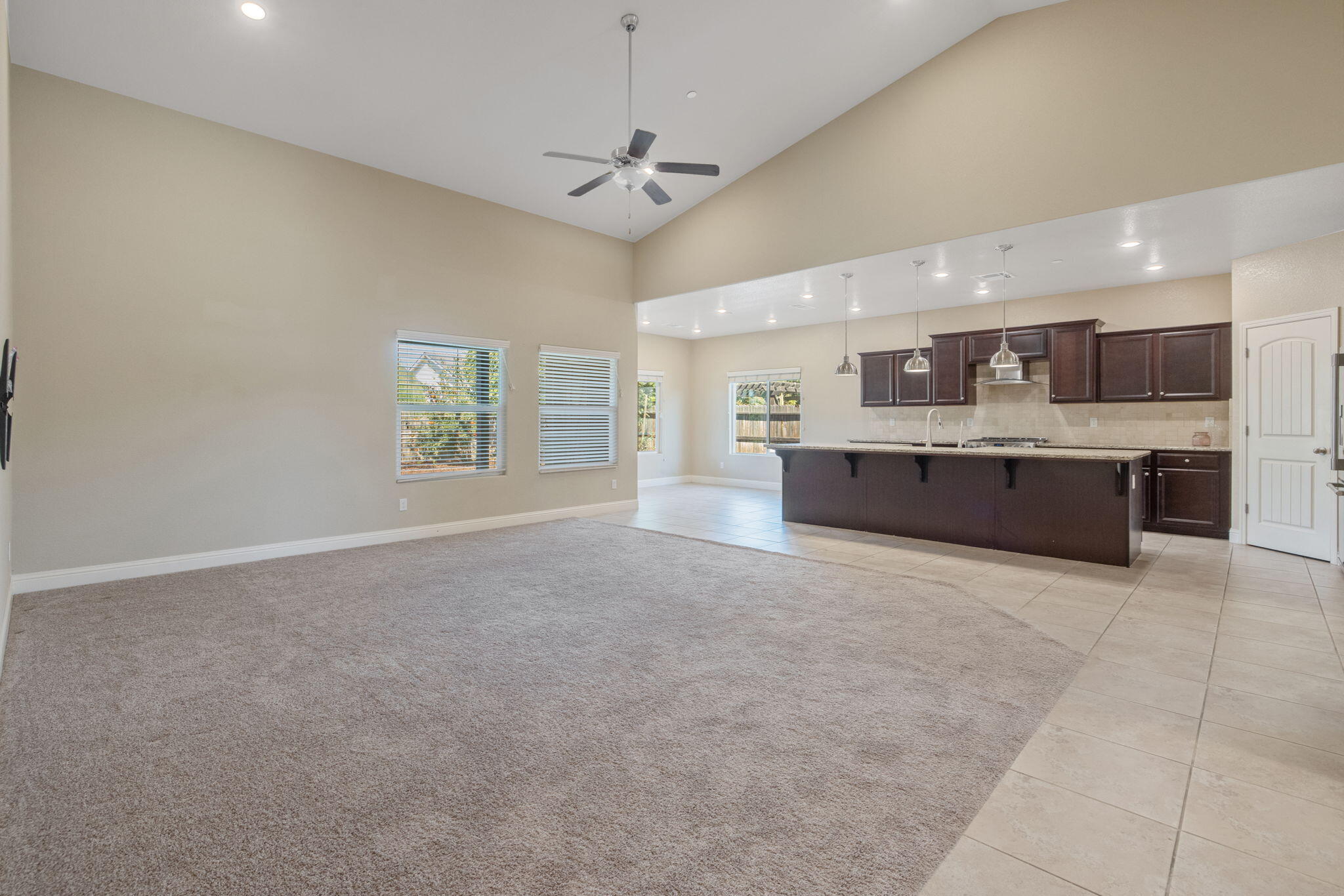 2521 N Fontana St, Visalia, CA 93291