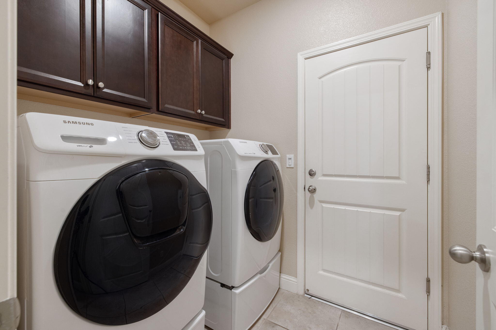 2521 N Fontana St, Visalia, CA 93291