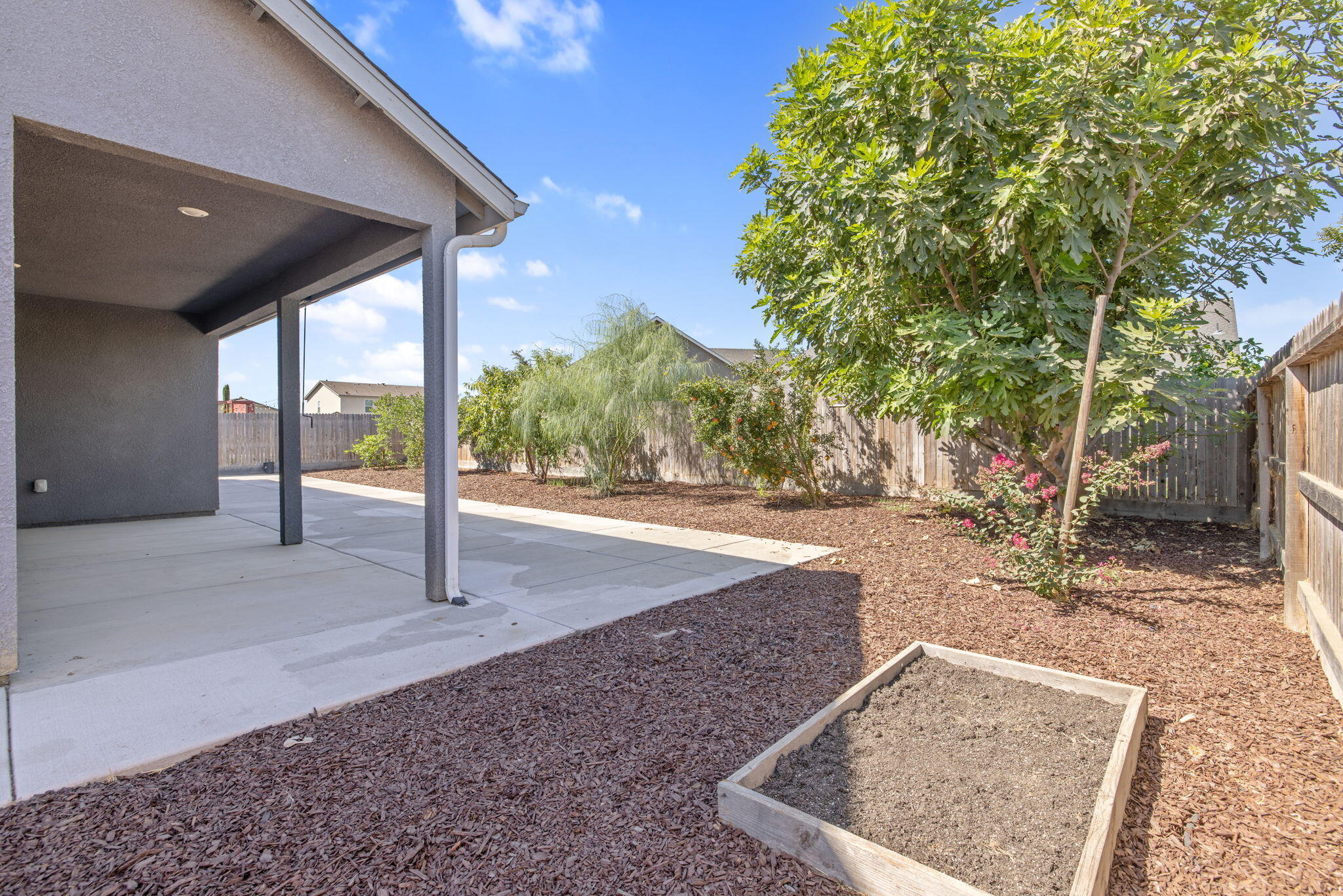 2521 N Fontana St, Visalia, CA 93291