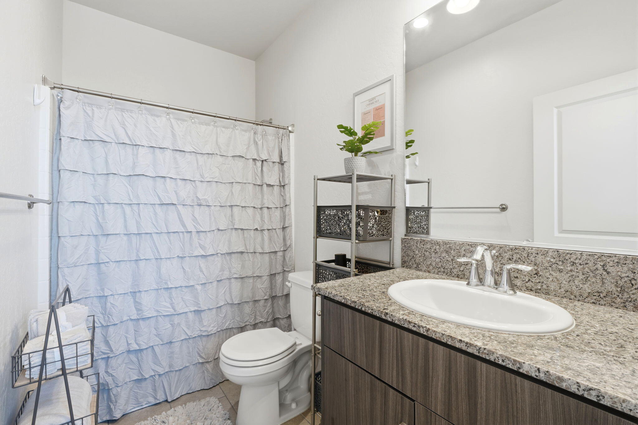 3432 W Good Ave, Visalia, CA 93277