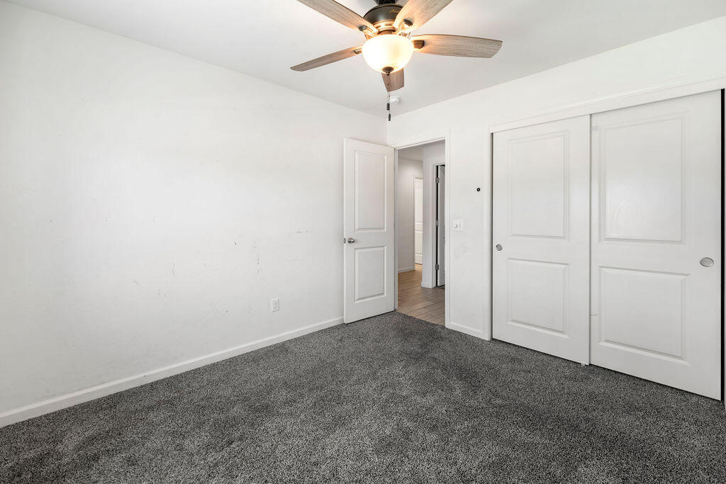 2439 Madeline Dr, Hanford, CA 93230
