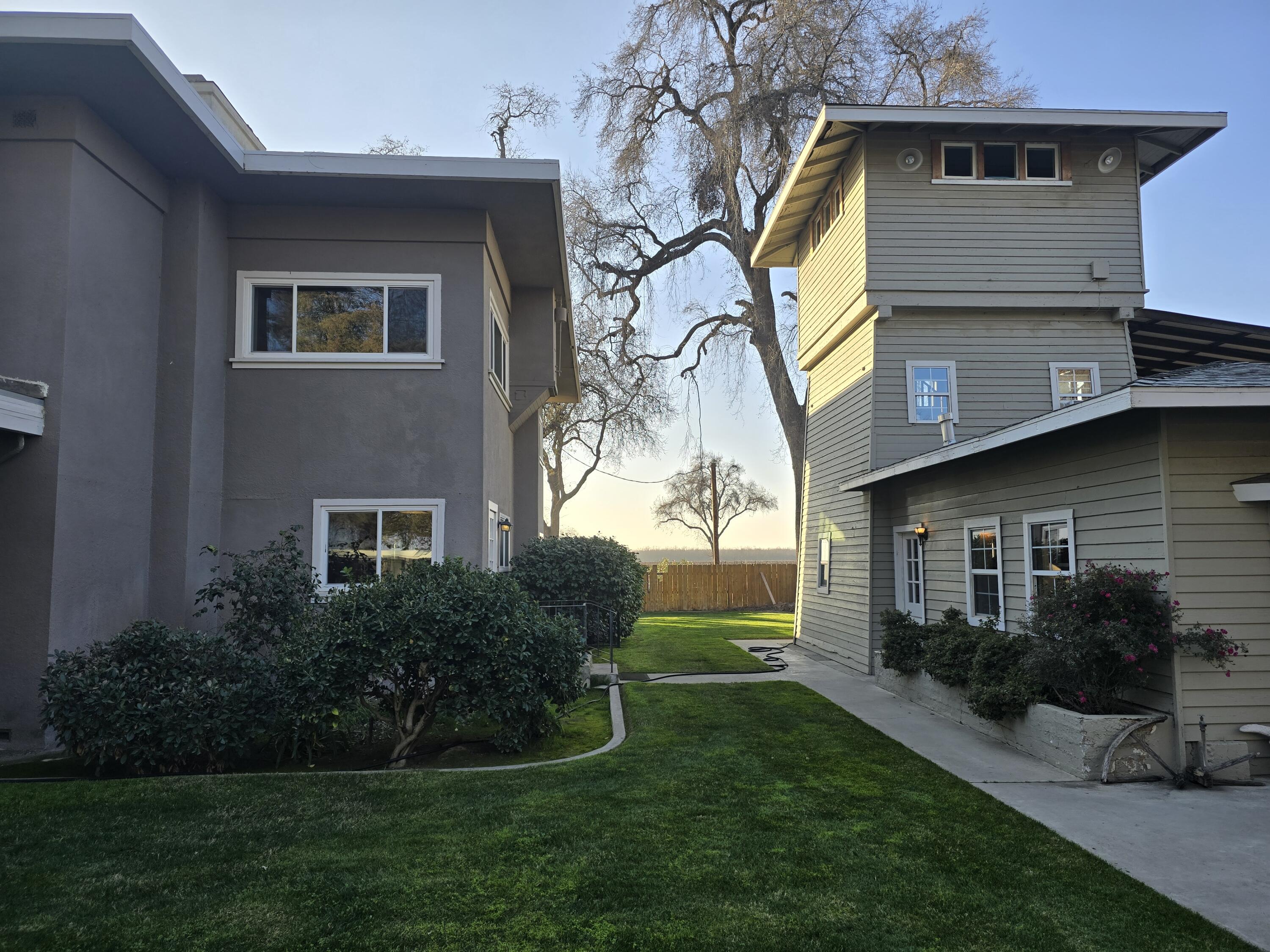 18896 Grangeville Blvd, Lemoore, CA 93245