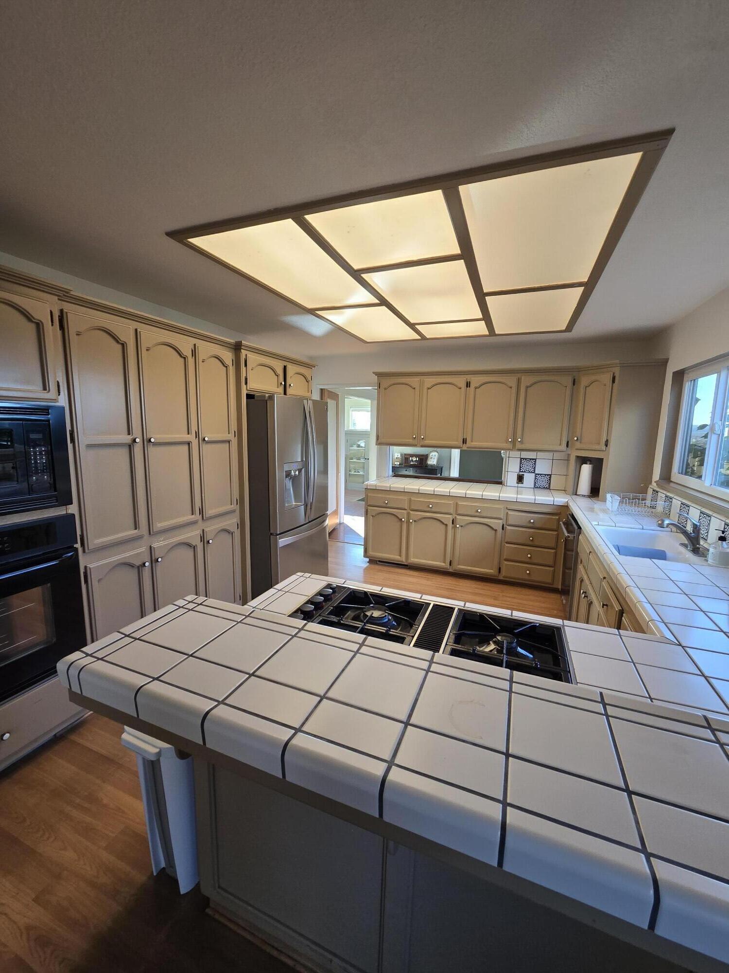 18896 Grangeville Blvd, Lemoore, CA 93245