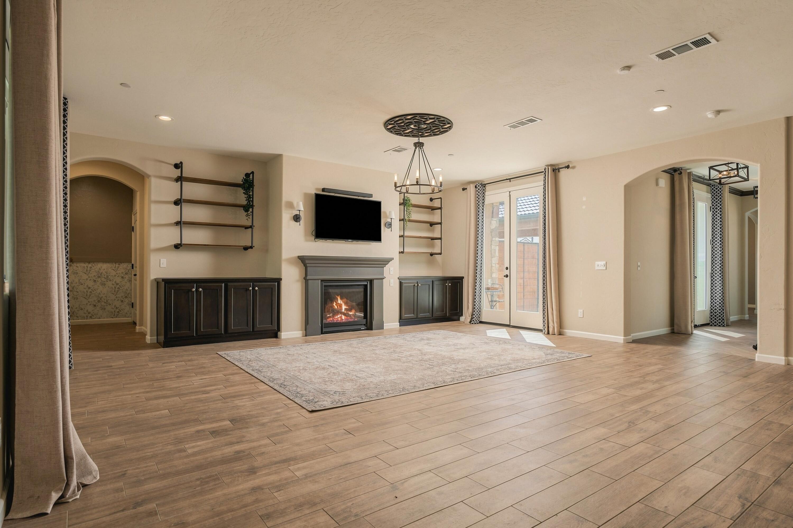 4842 W Payson Ave, Visalia, CA 93291